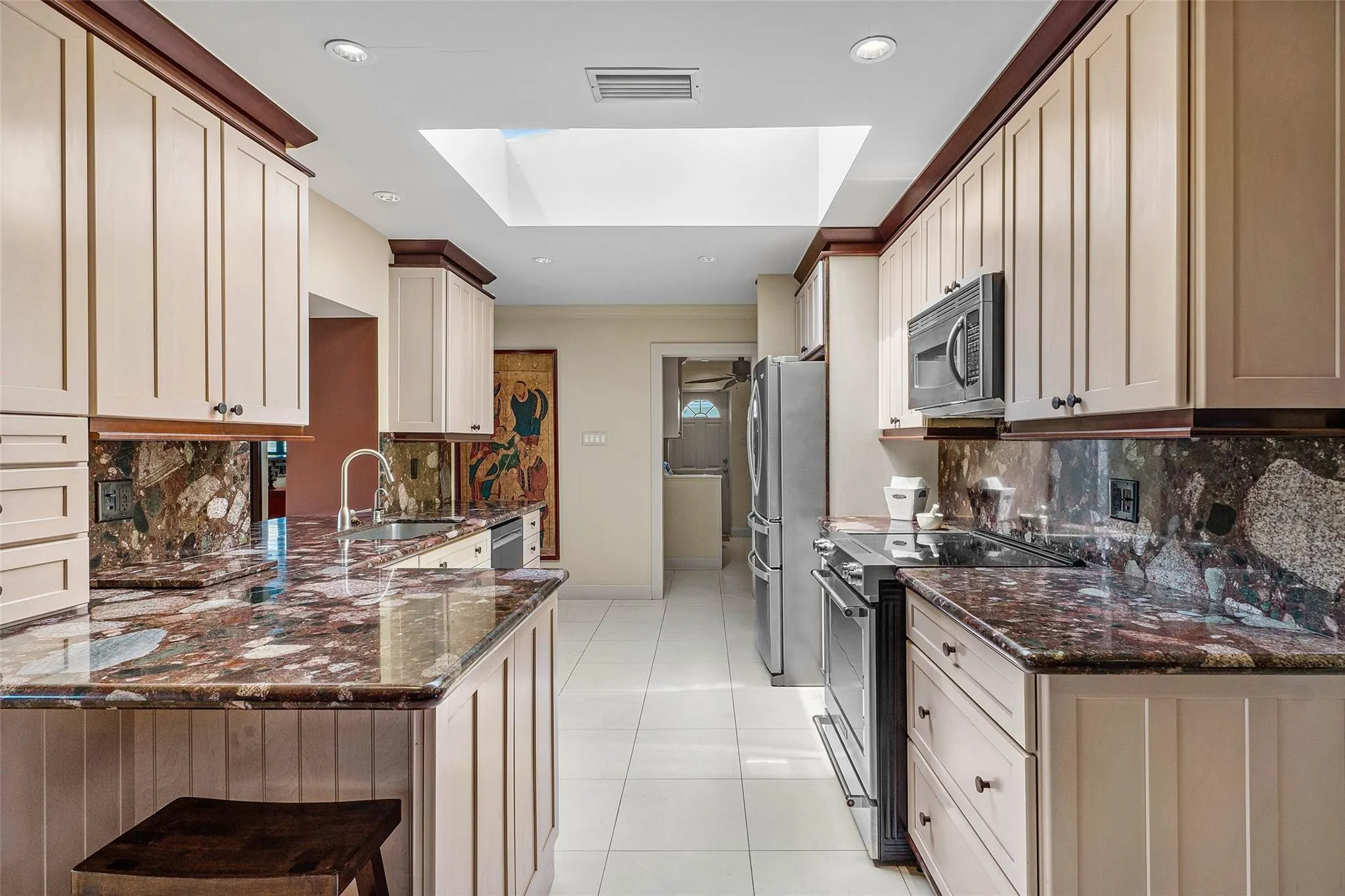 1635 NW 69th Ter