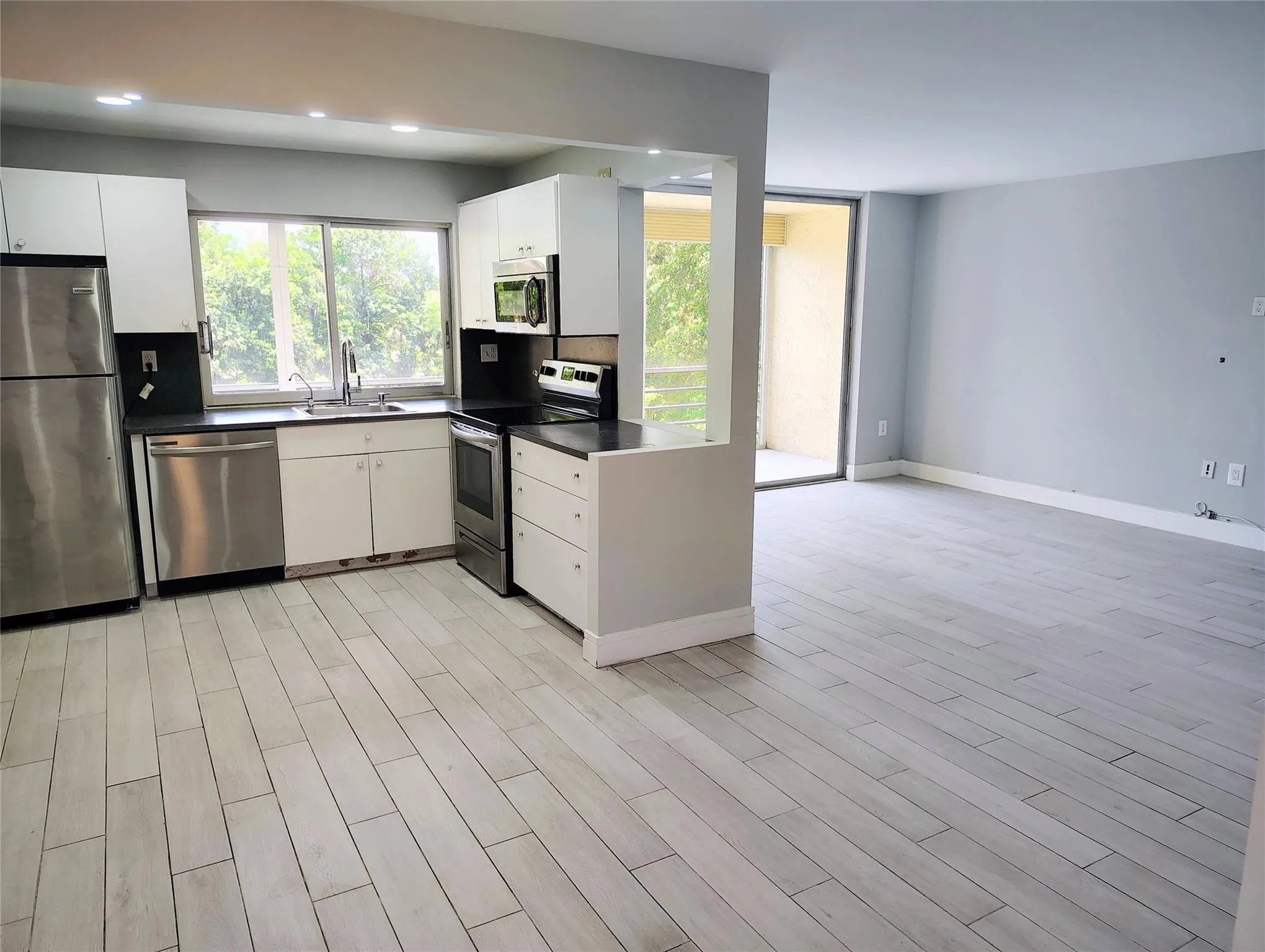 9070 Lime Bay Blvd, #308