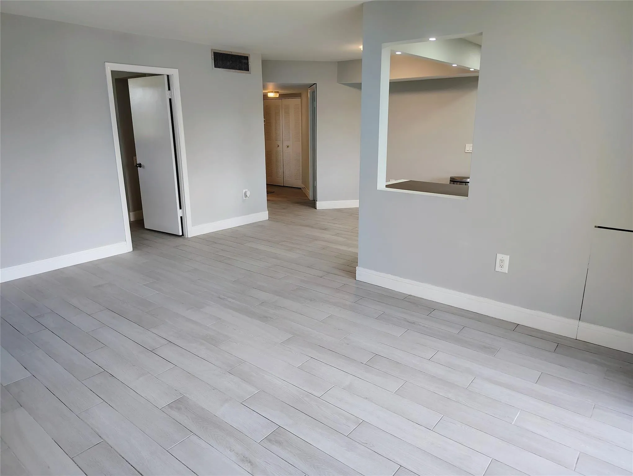 9070 Lime Bay Blvd, #308