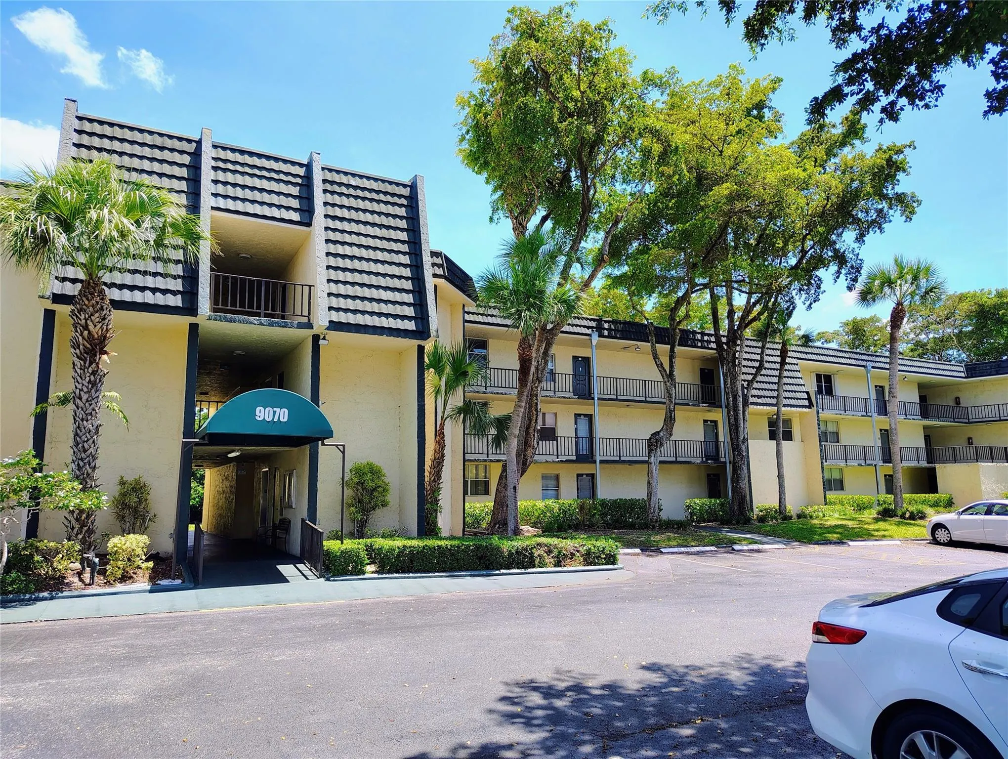 9070 Lime Bay Blvd, #308