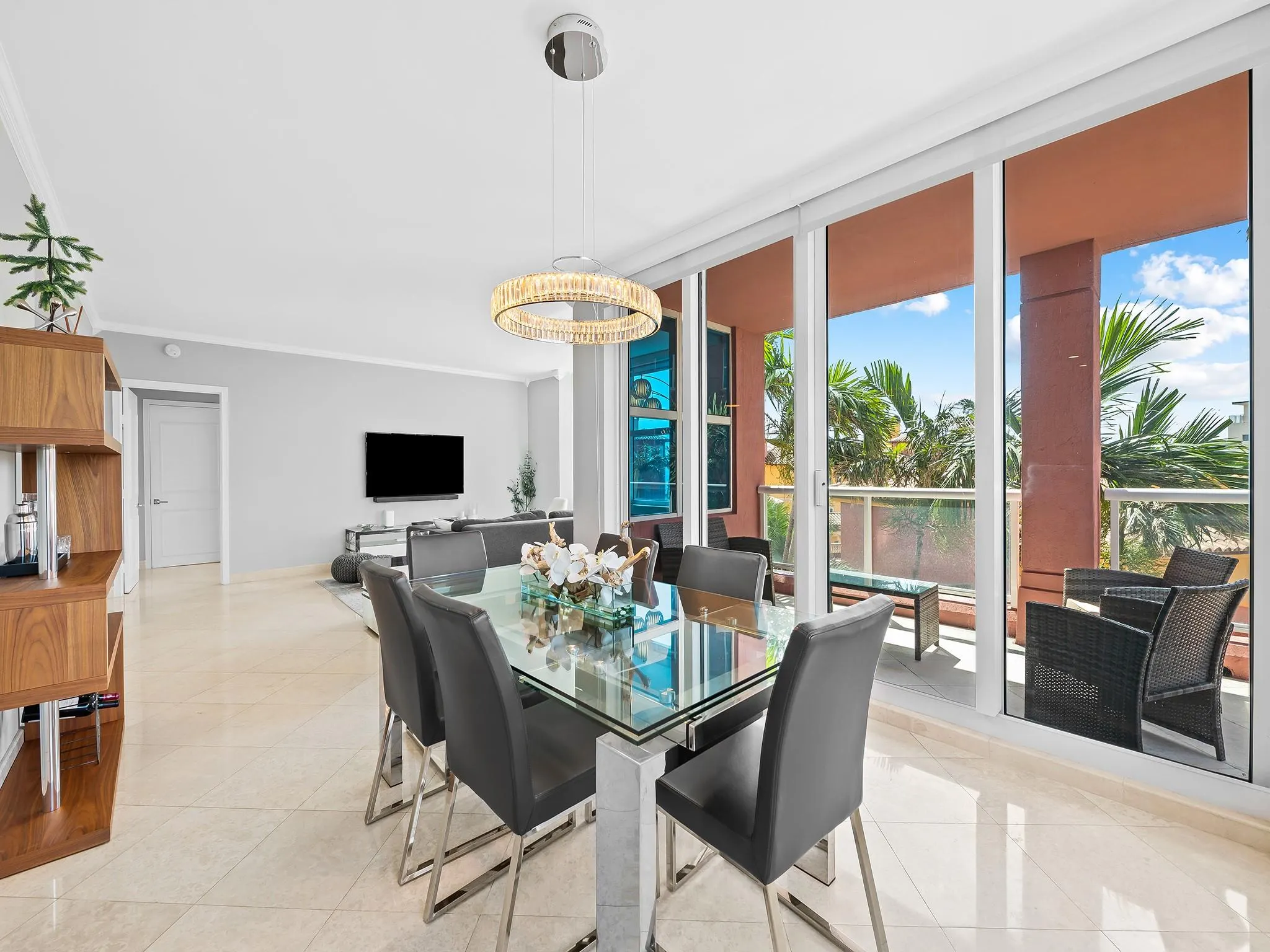 2110 N Ocean Blvd, #6F
