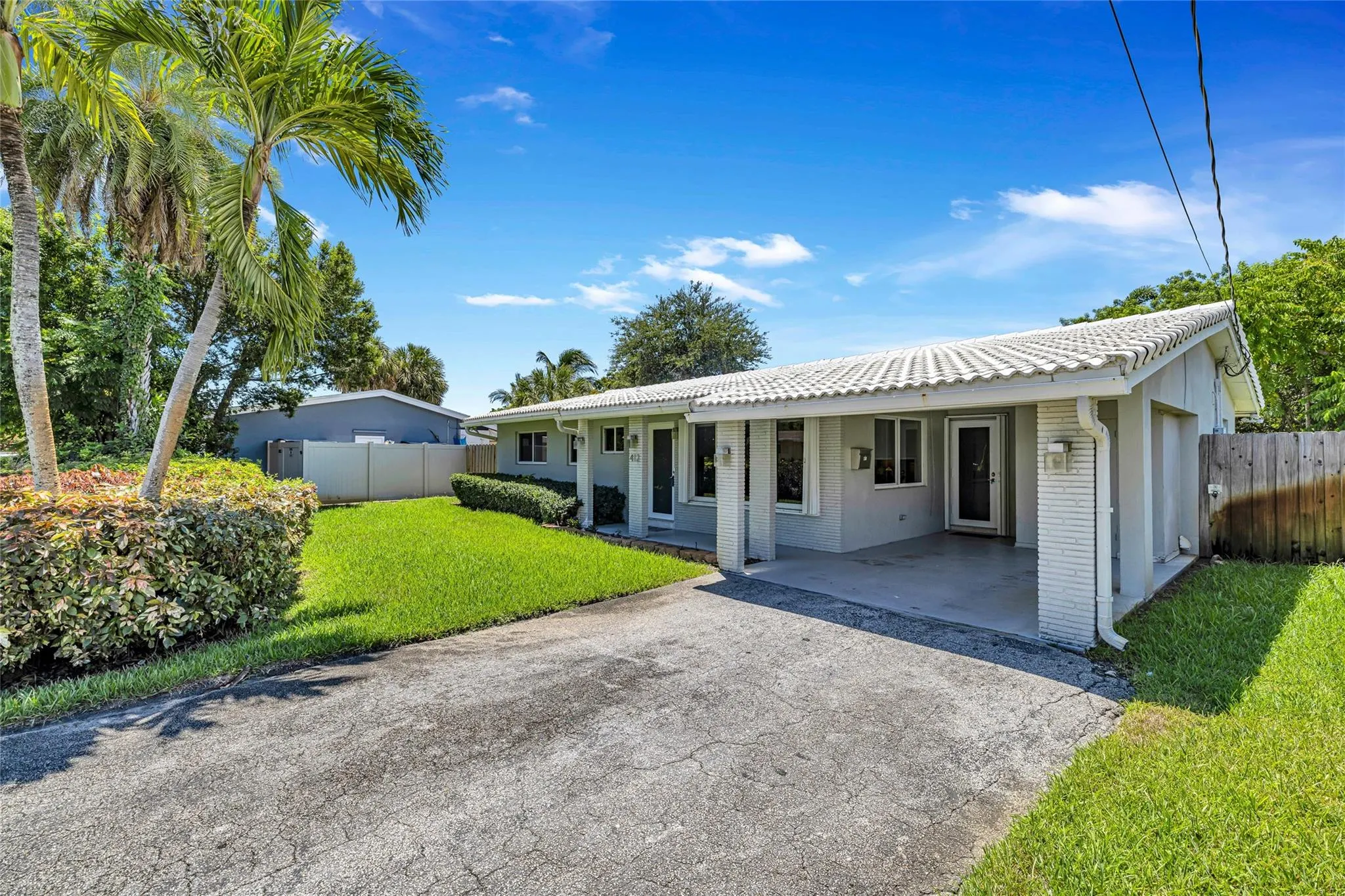 412 NW 20th St