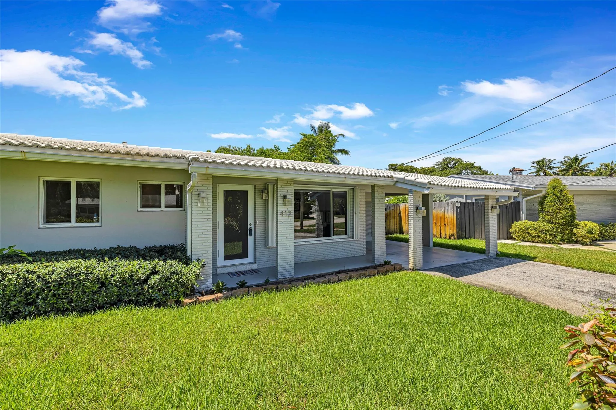 412 NW 20th St
