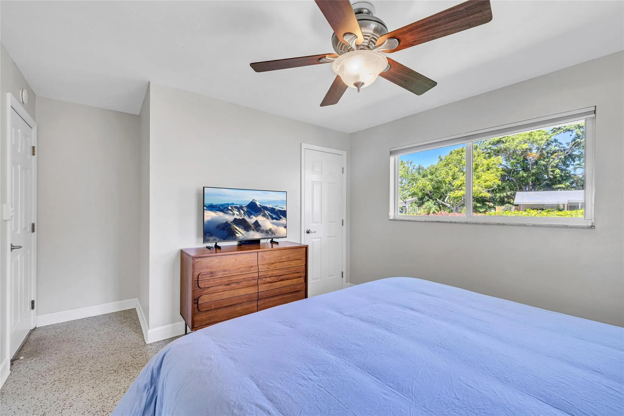 412 NW 20th St