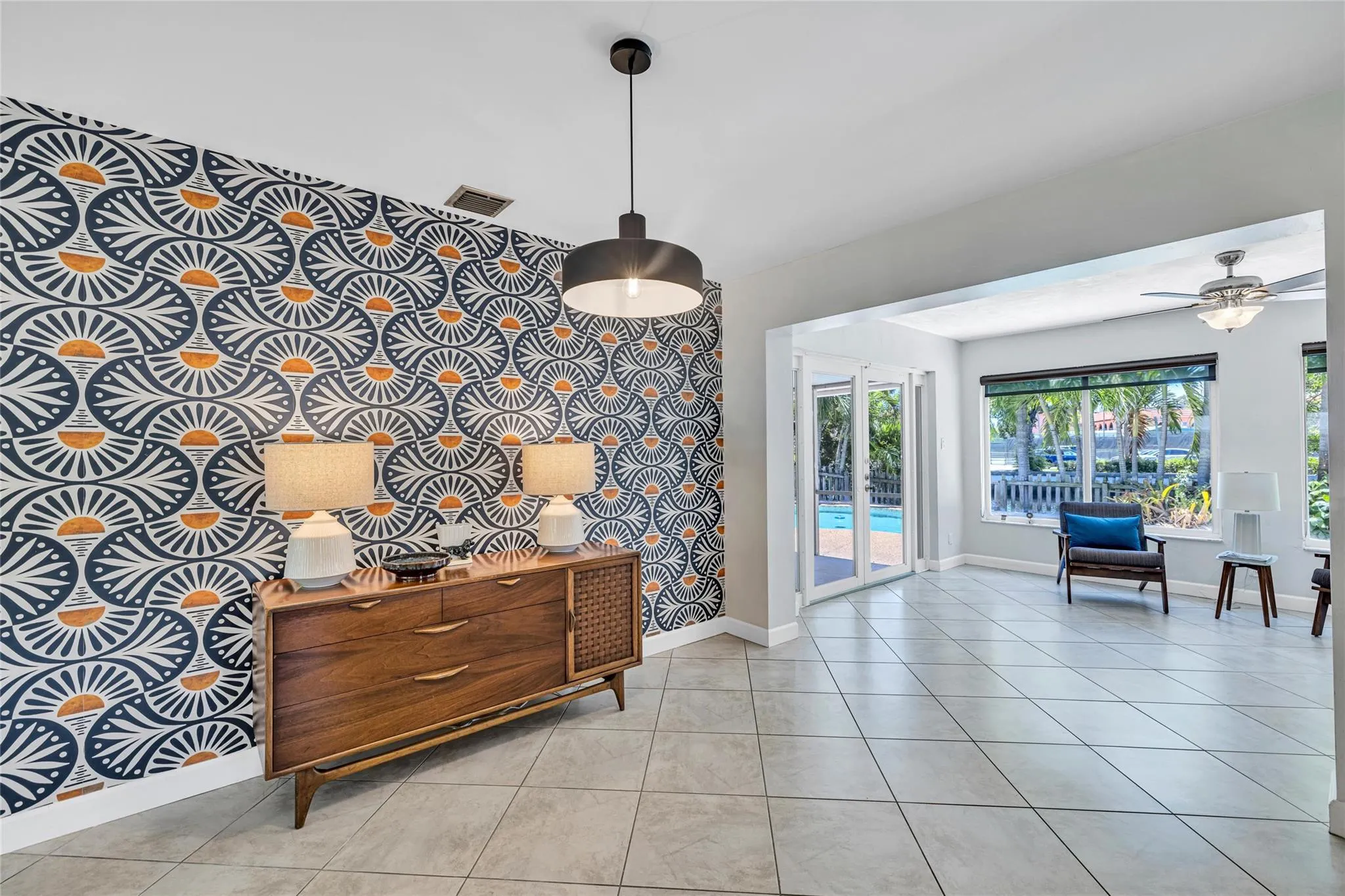412 NW 20th St