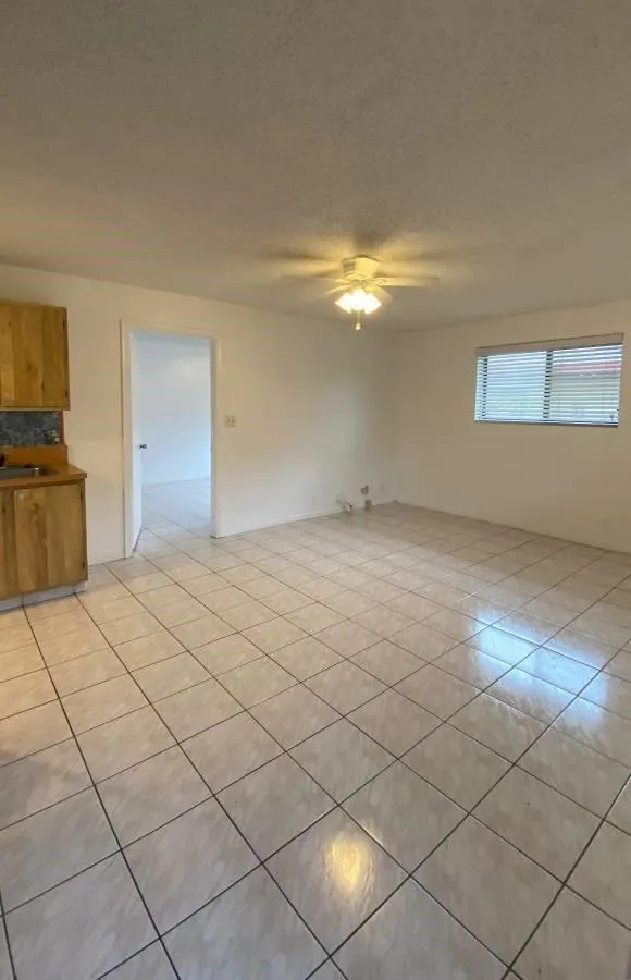 2070 NW 43rd Ter, #8