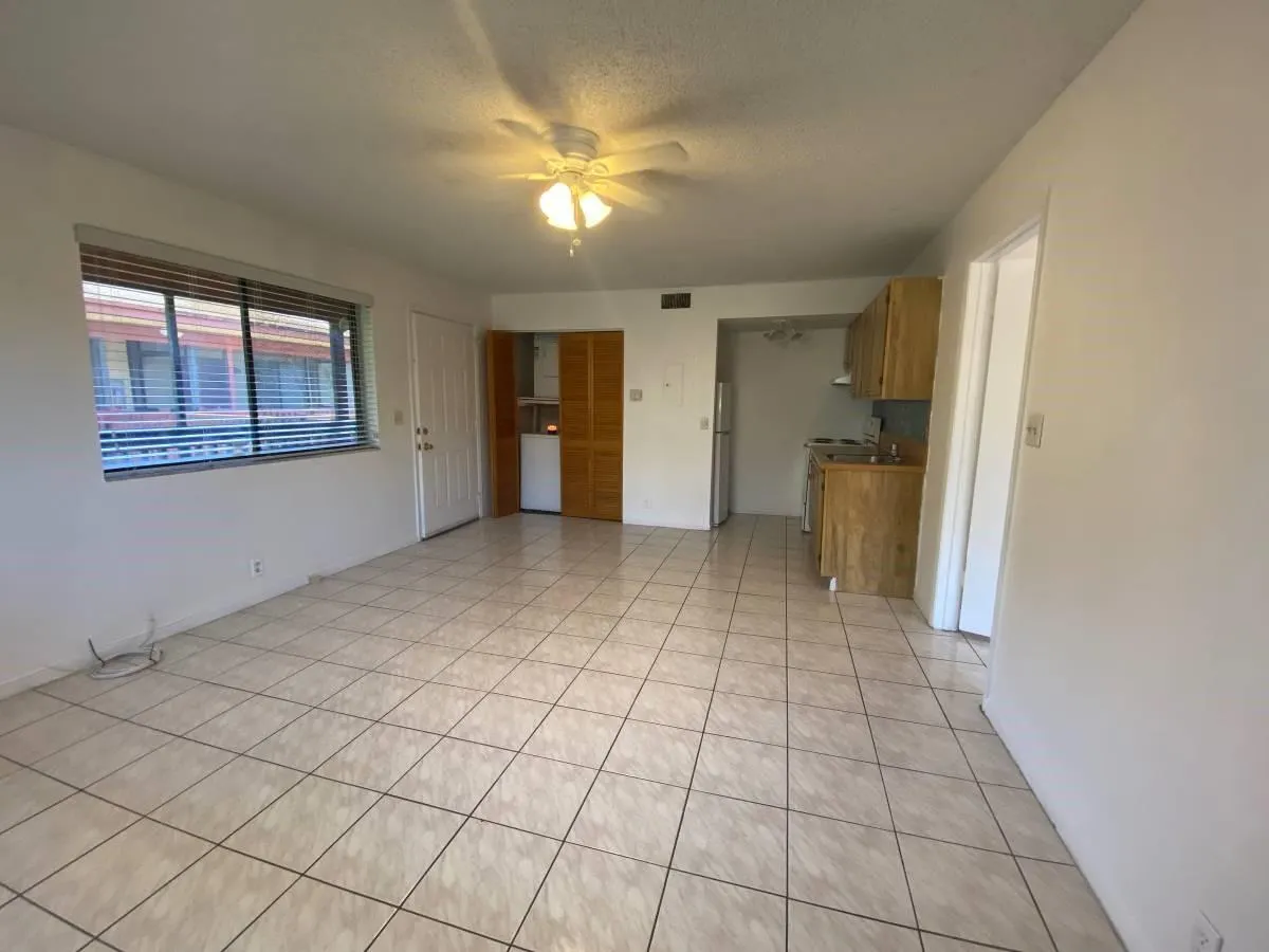 2070 NW 43rd Ter, #8