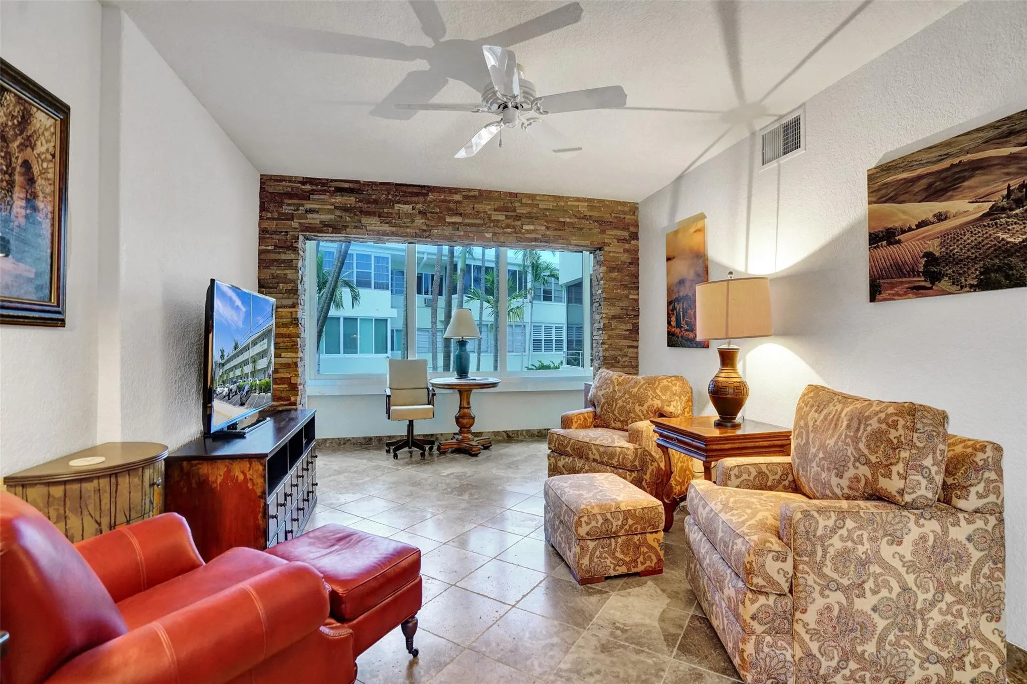1000 SE 4 Street, #220