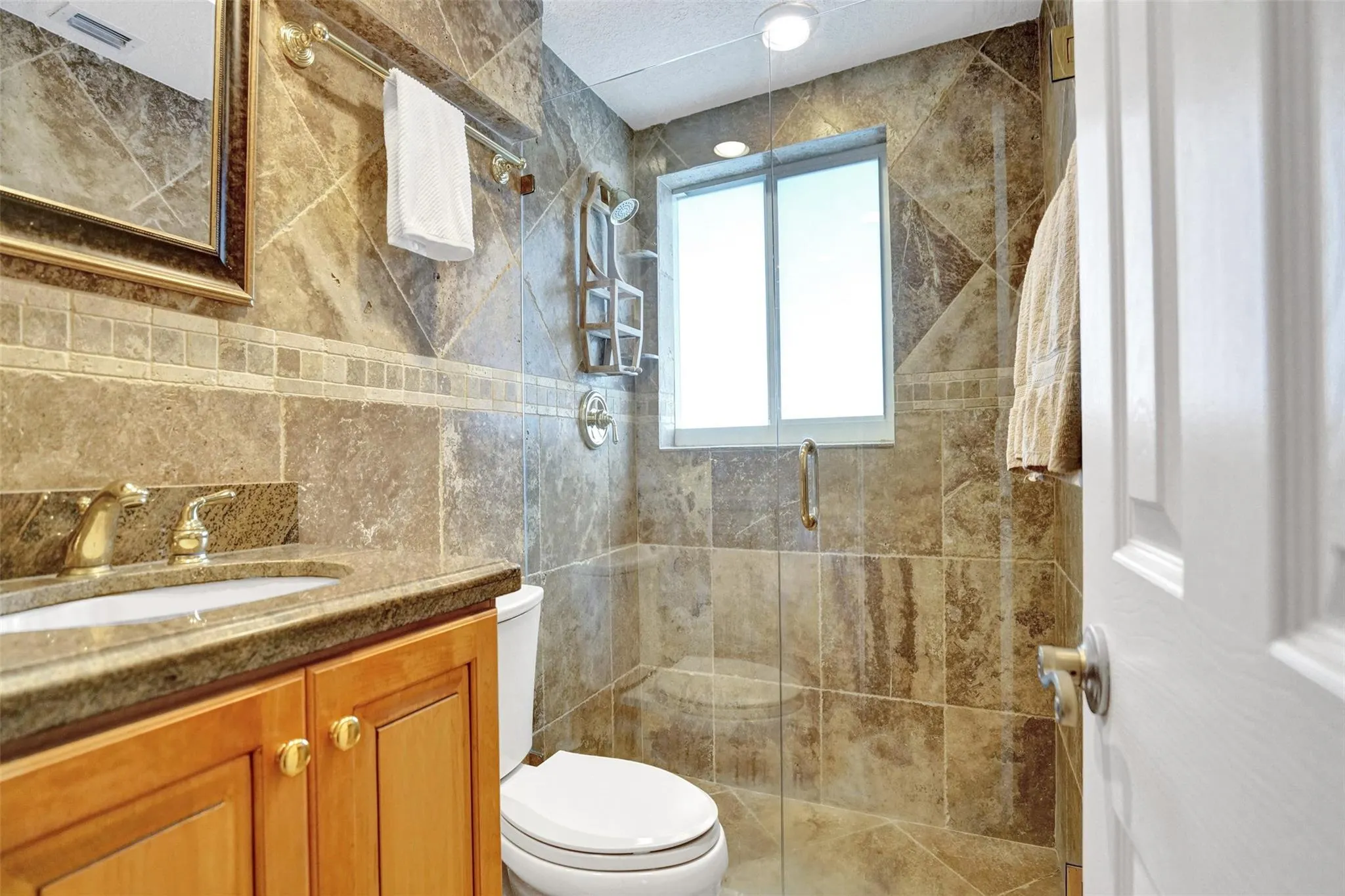 1000 SE 4 Street, #220
