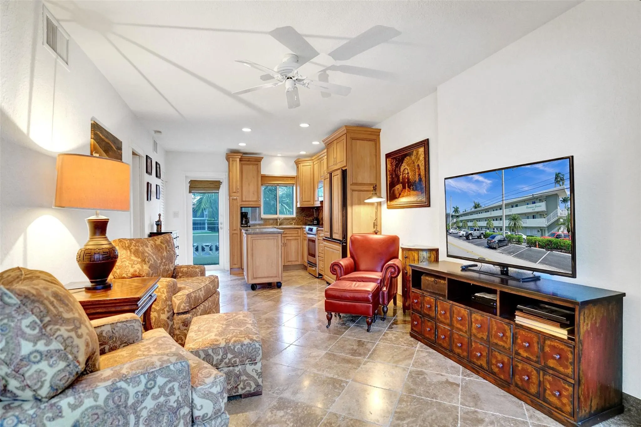1000 SE 4 Street, #220