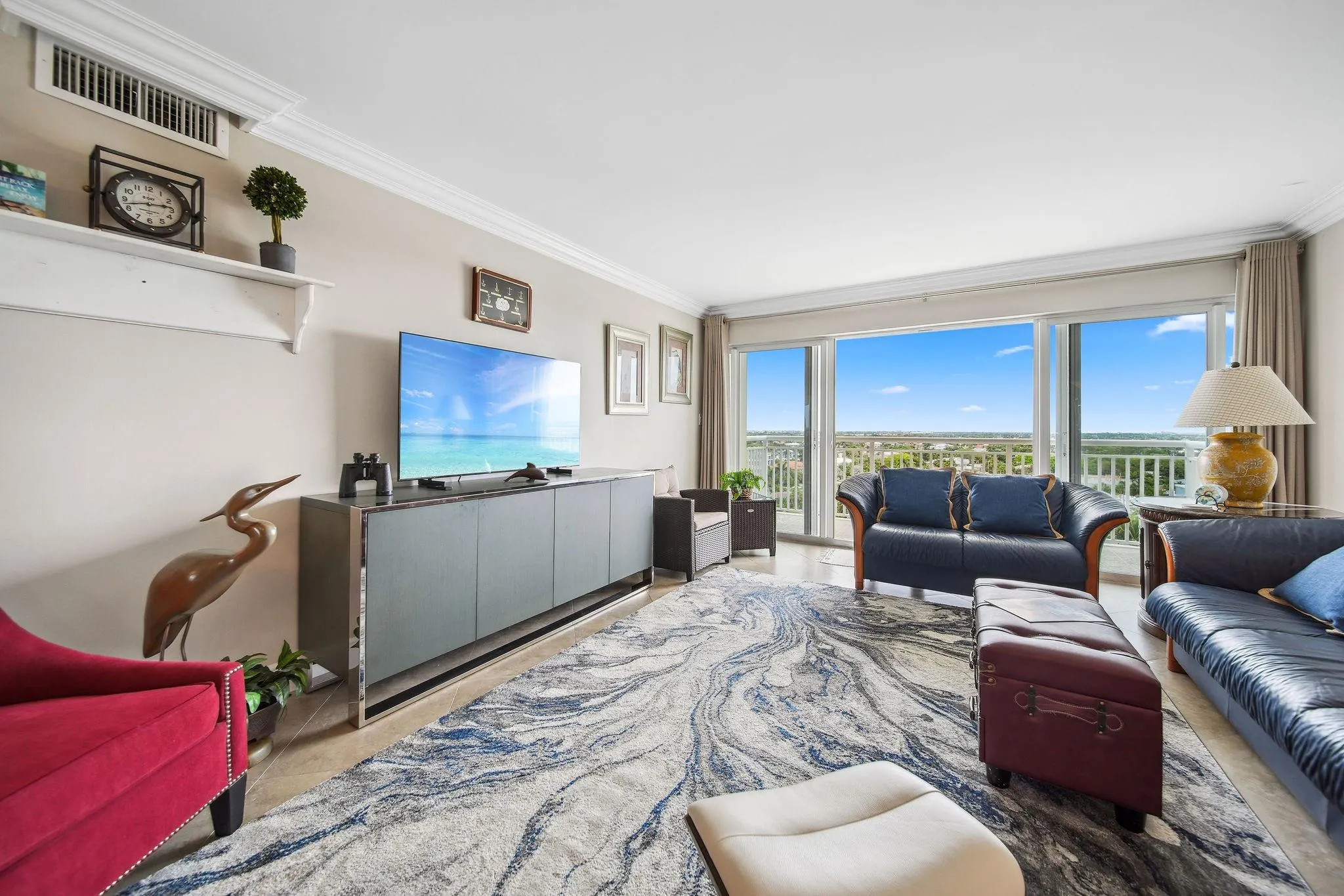 2611 N Riverside Dr, #1106
