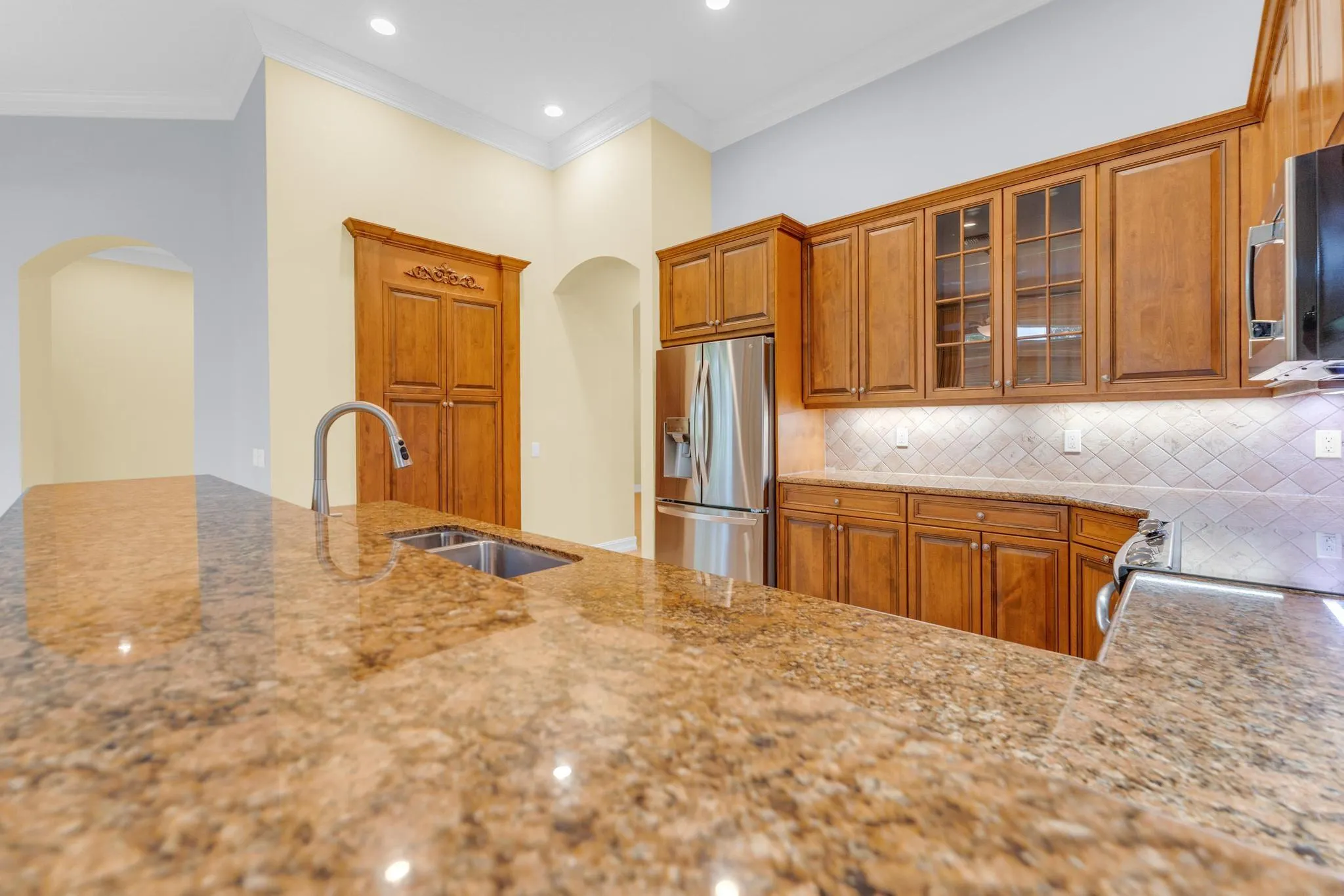 7159 Corning Cir