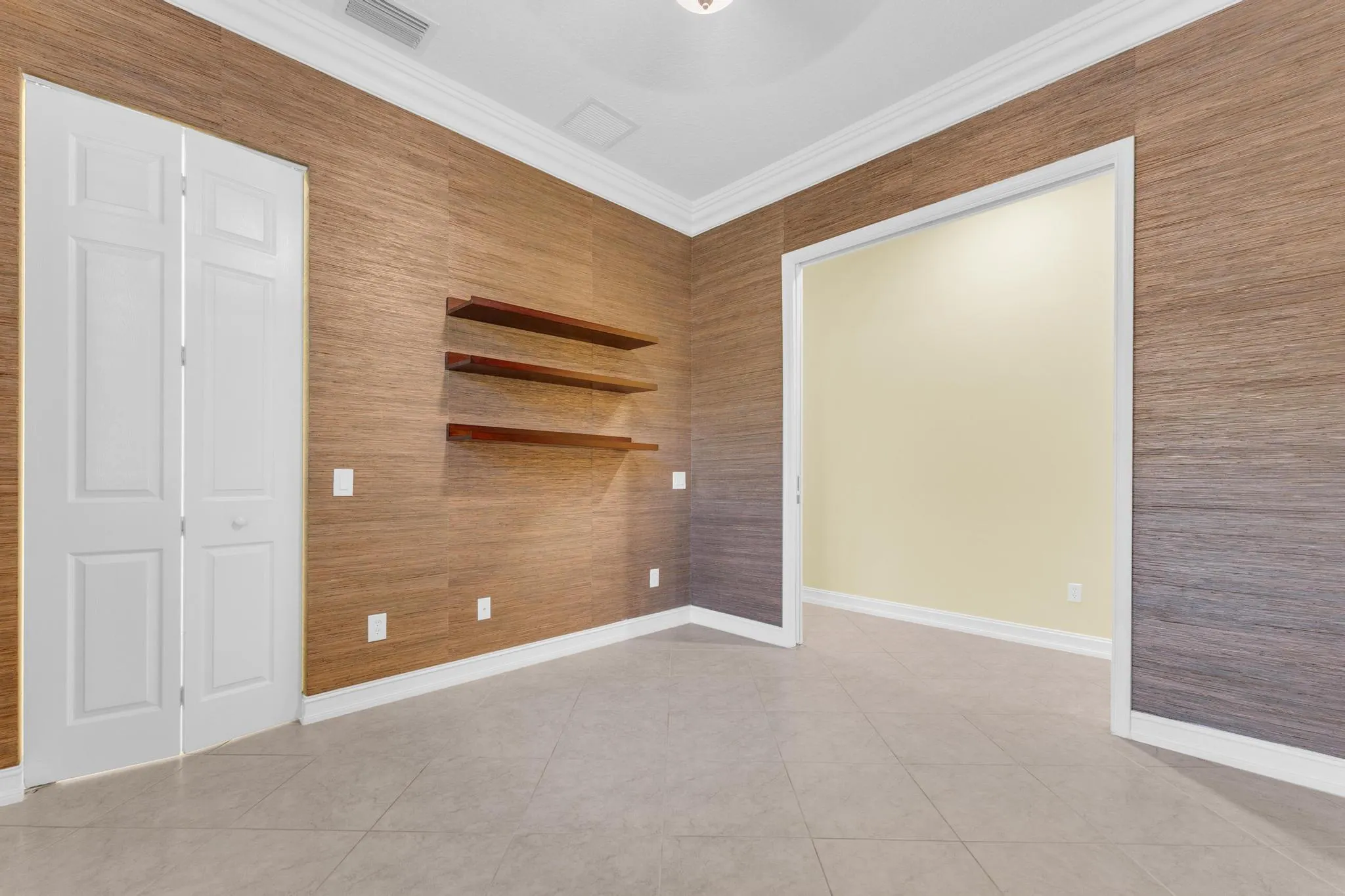 7159 Corning Cir