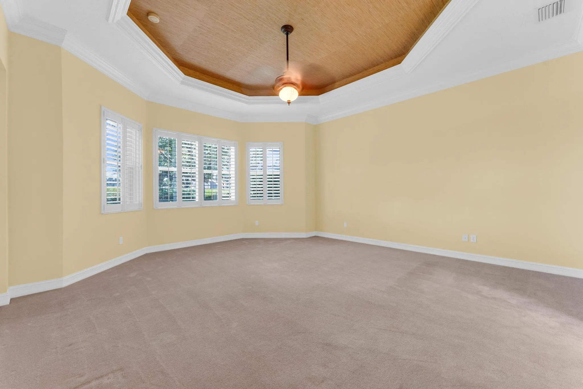 7159 Corning Cir