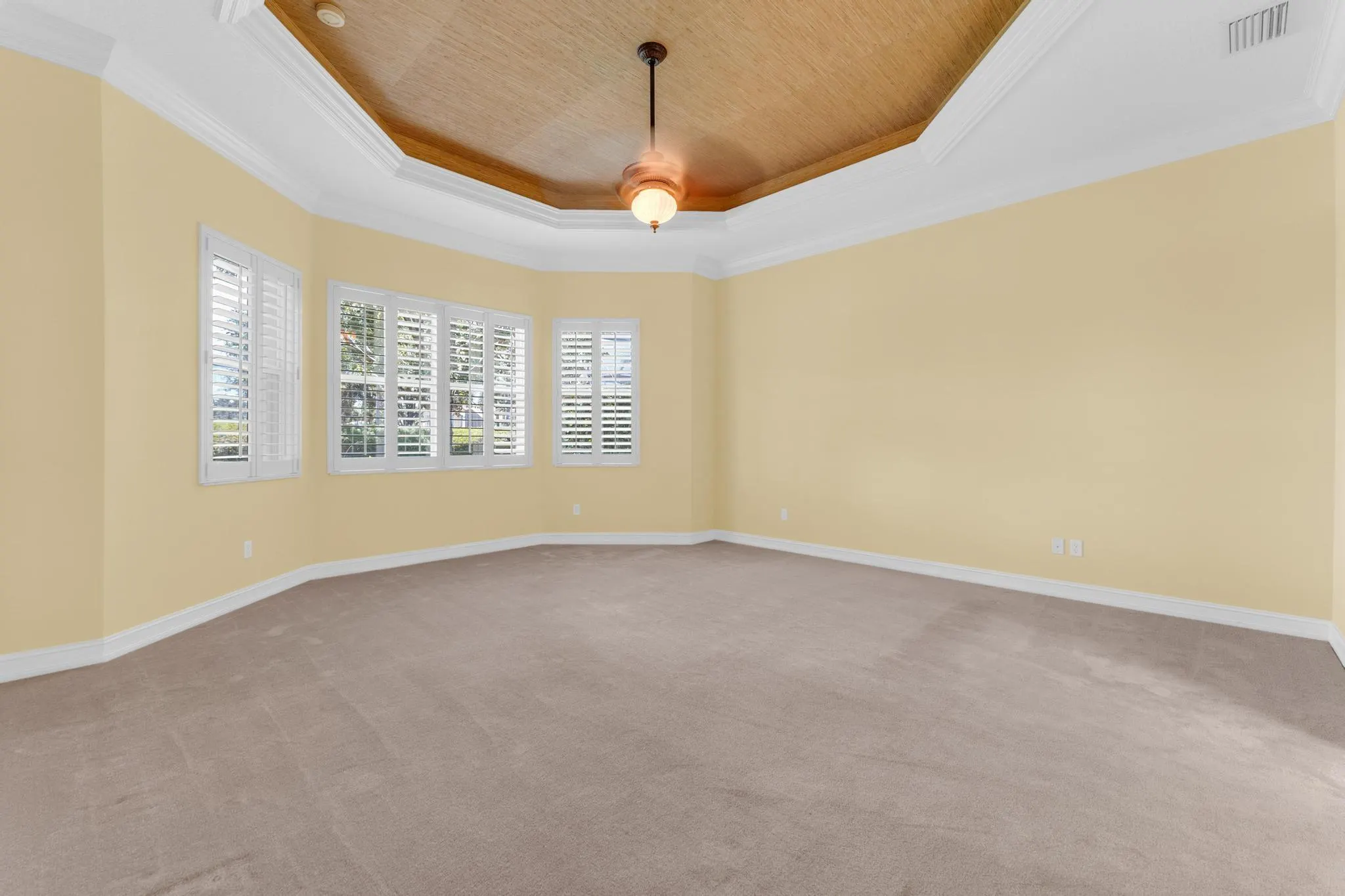 7159 Corning Cir