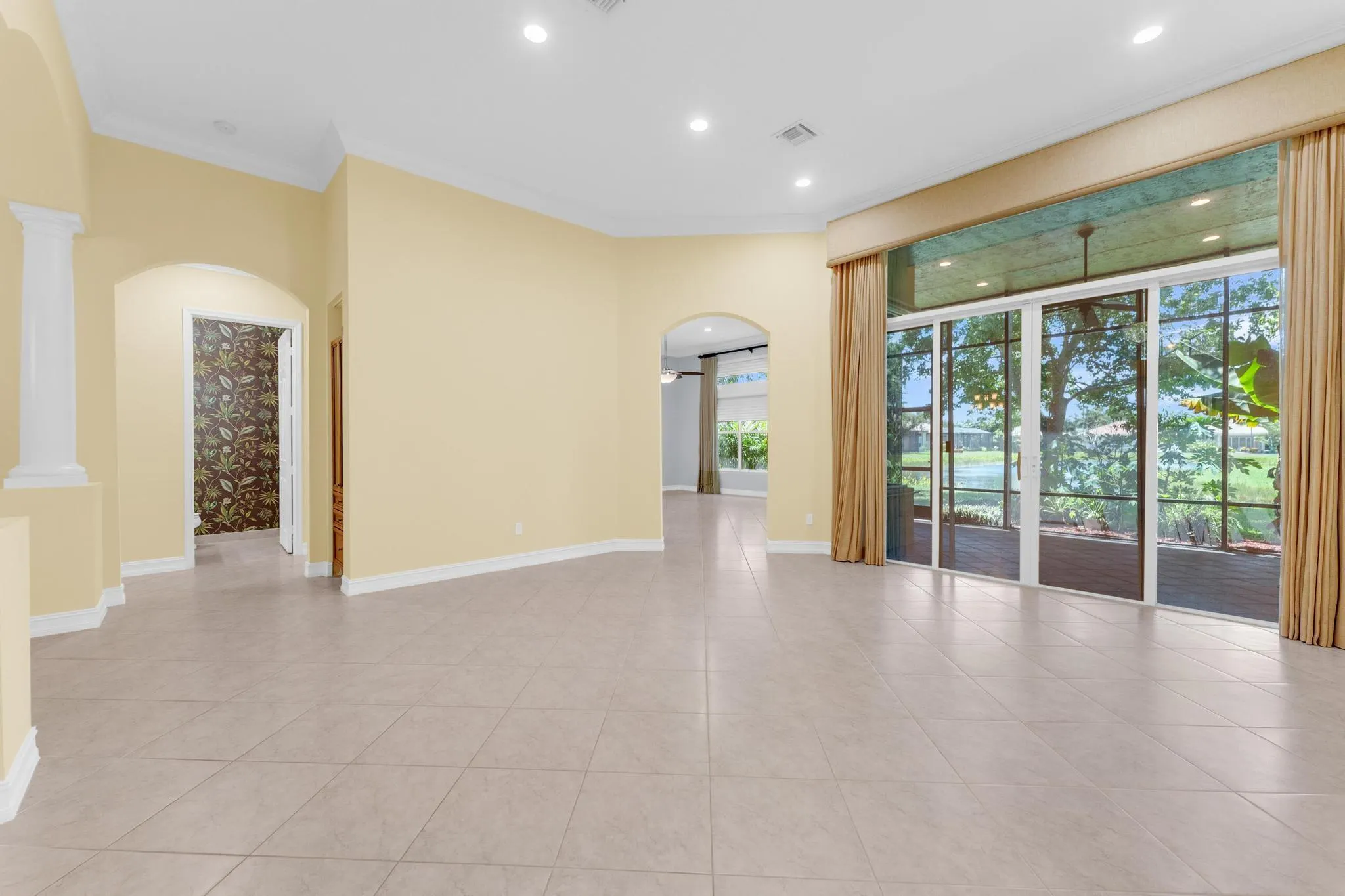 7159 Corning Cir