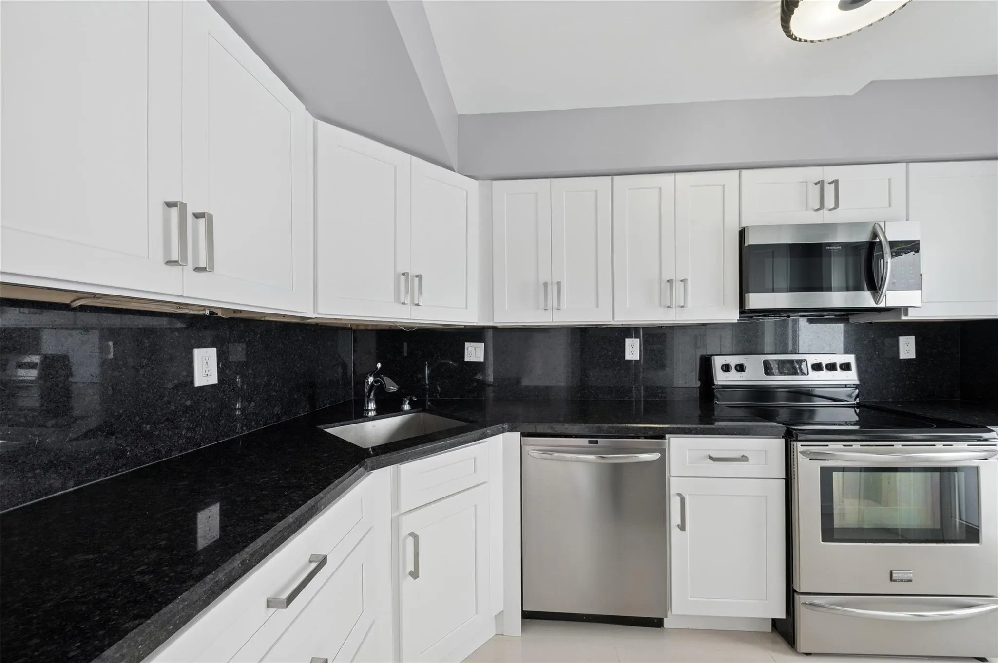 333 NE 21st Ave, #520