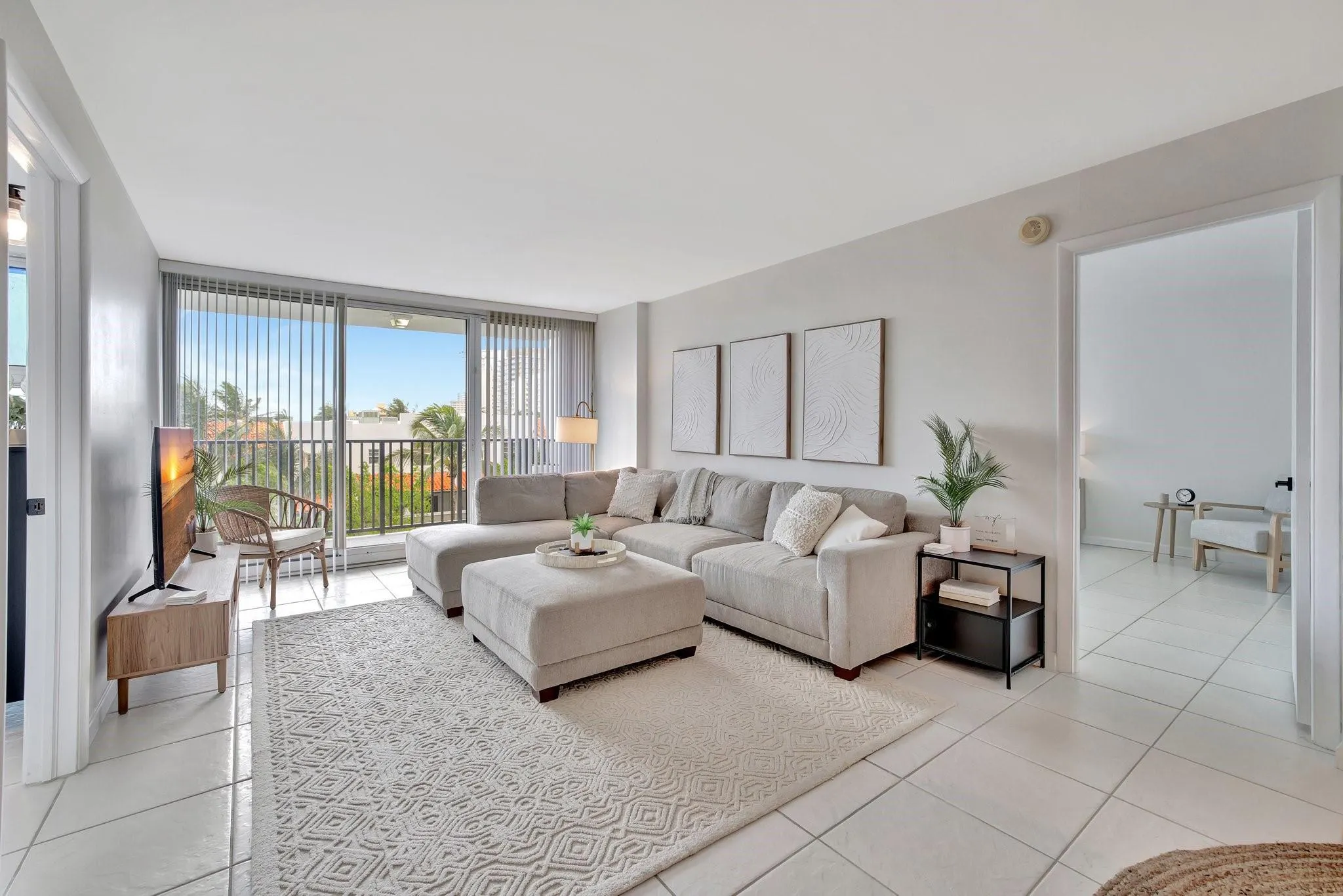 531 N Ocean Blvd, #509