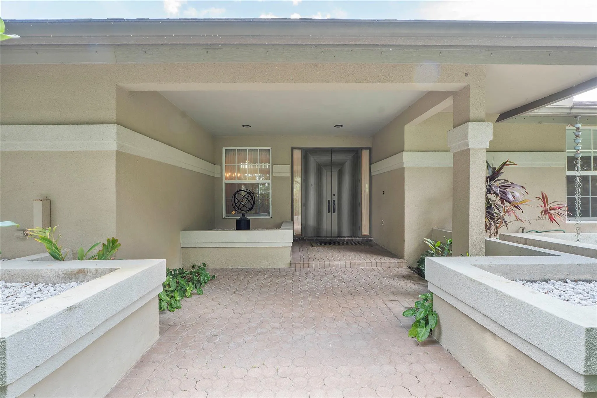 21798 Cartagena Dr