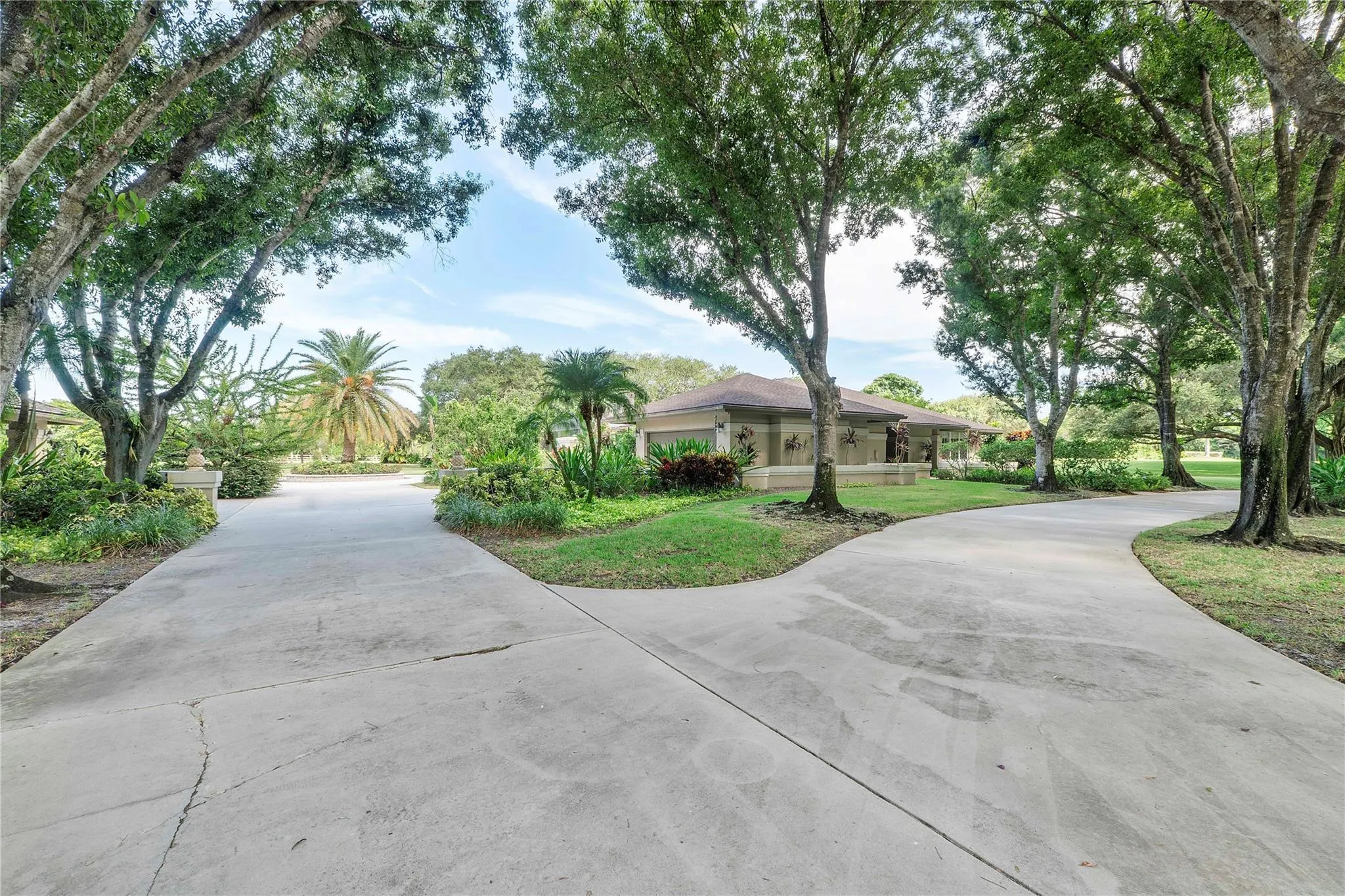 21798 Cartagena Dr