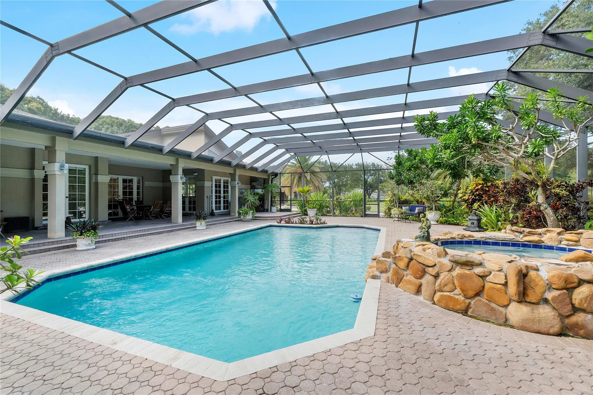 21798 Cartagena Dr