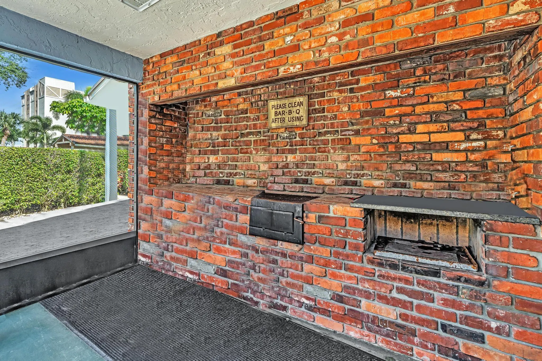 6936 Huntington Ln, #304