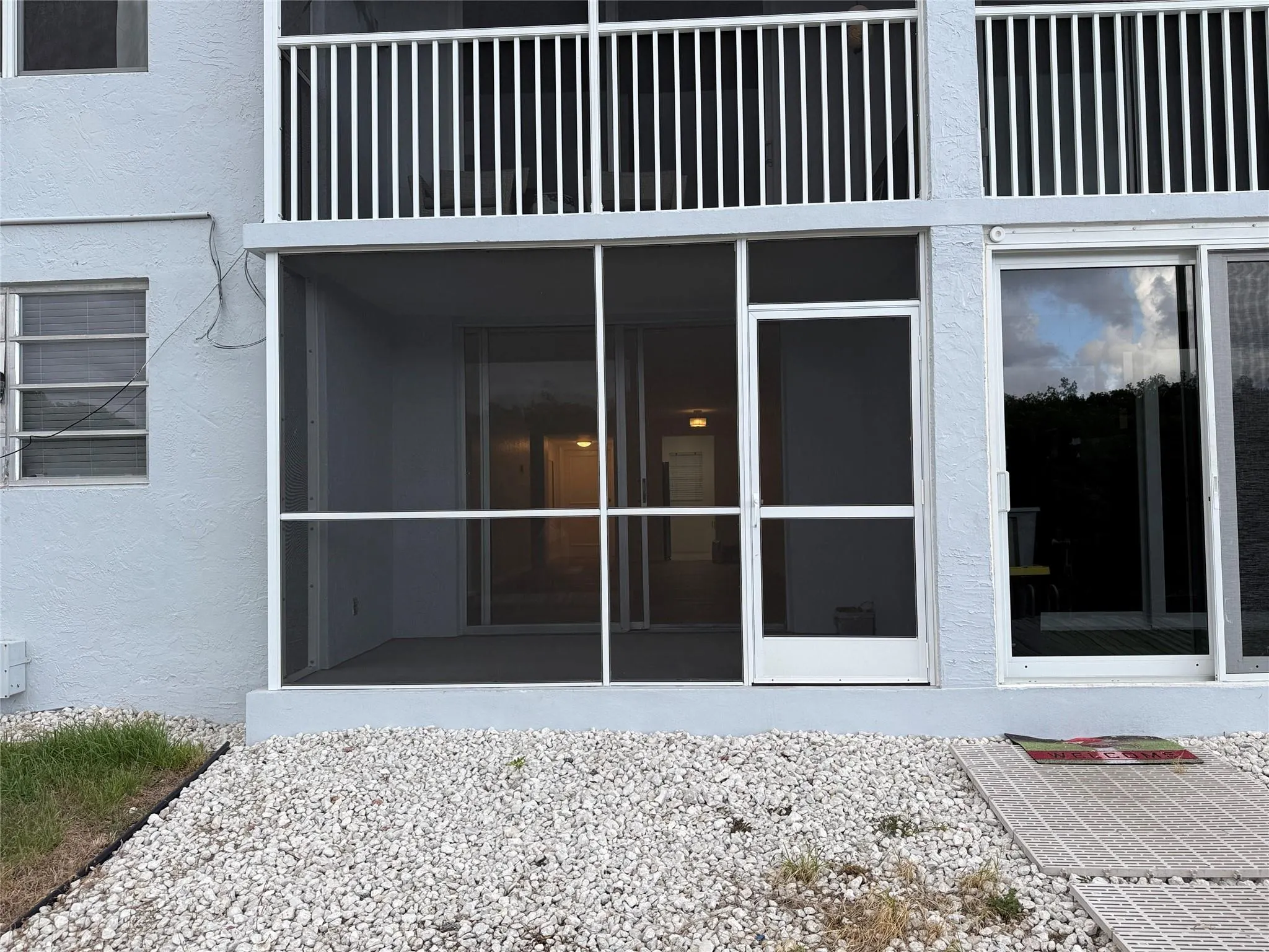 689 NE 6 Th Court, #109