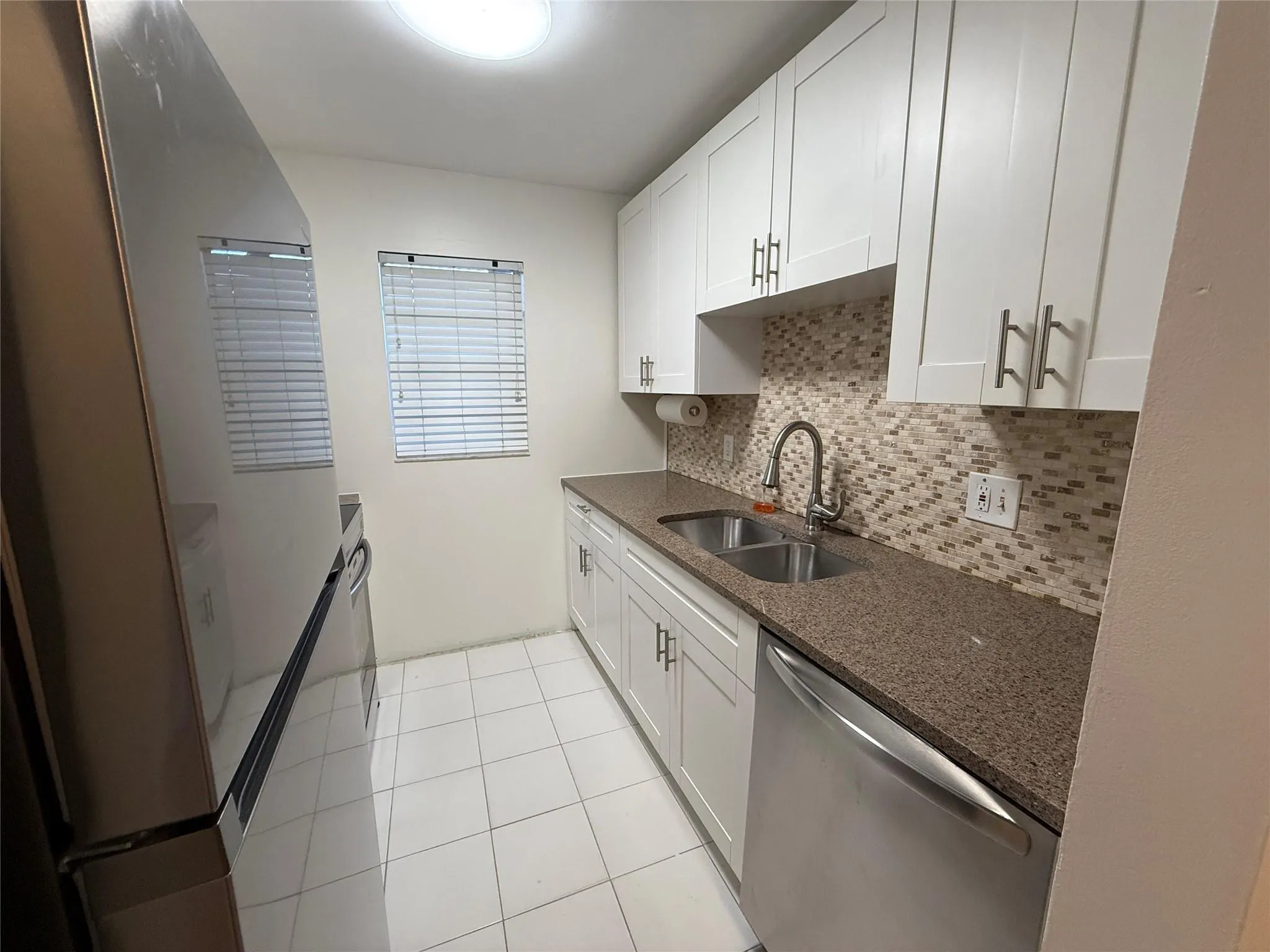 689 NE 6 Th Court, #109