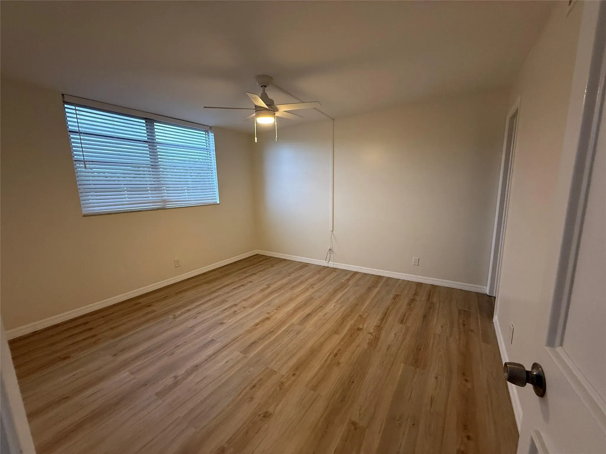 689 NE 6 Th Court, #109