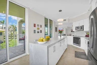 3700 S Ocean Boulevard, #206