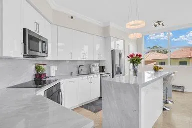 3700 S Ocean Boulevard, #206