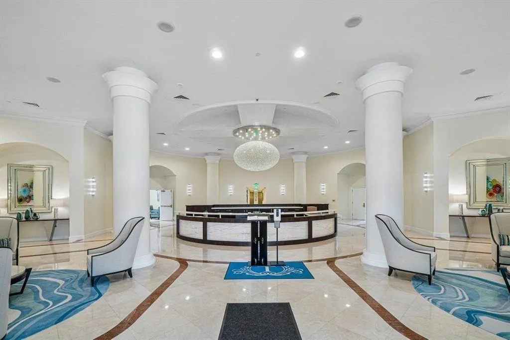3700 S Ocean Boulevard, #206