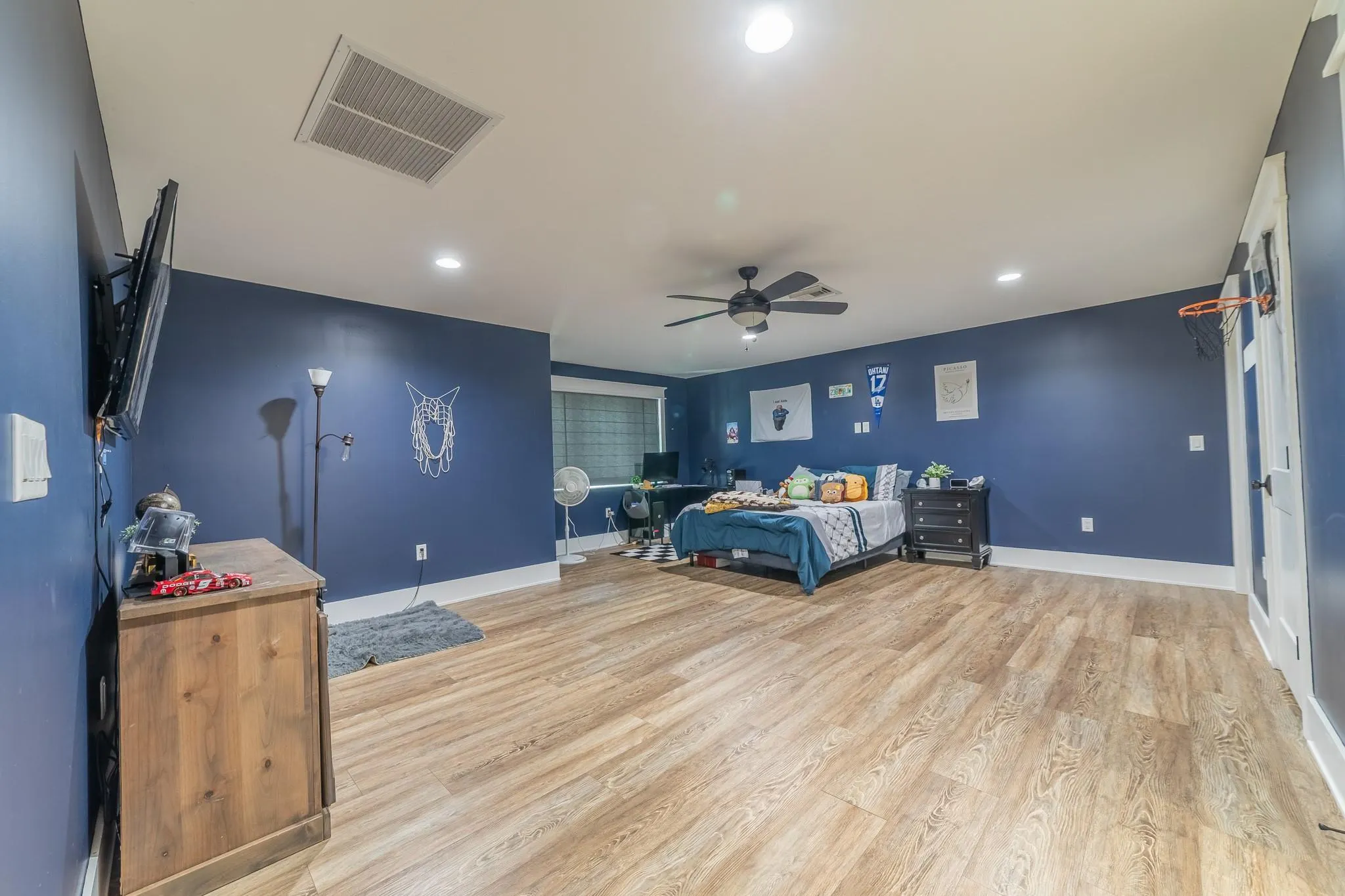 2437 SW 33rd Cir