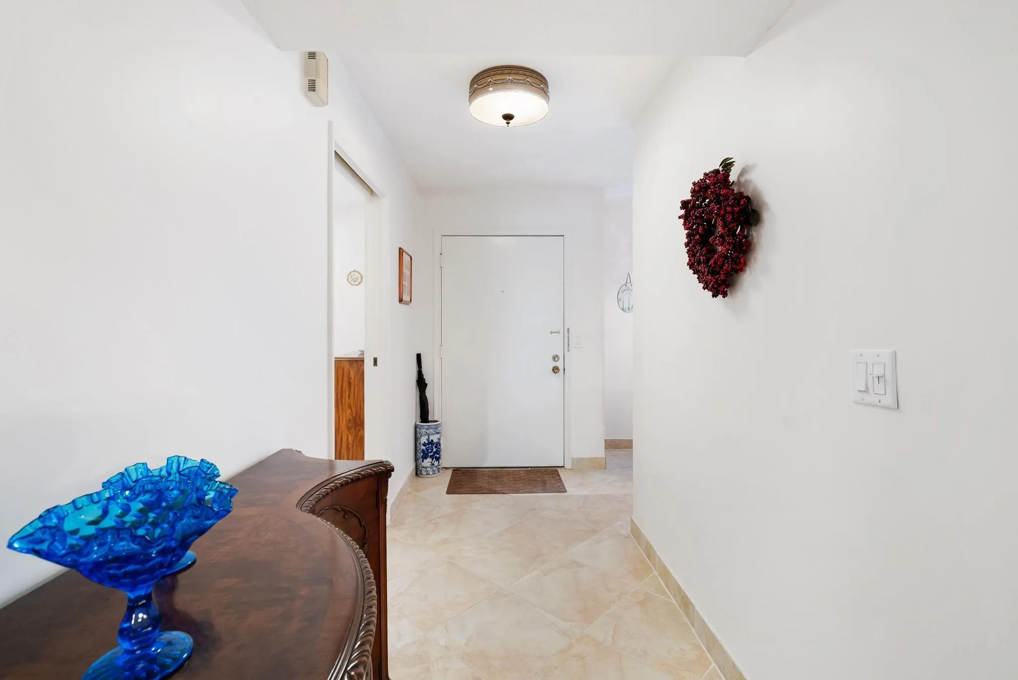 23385 Barwood Ln, #102