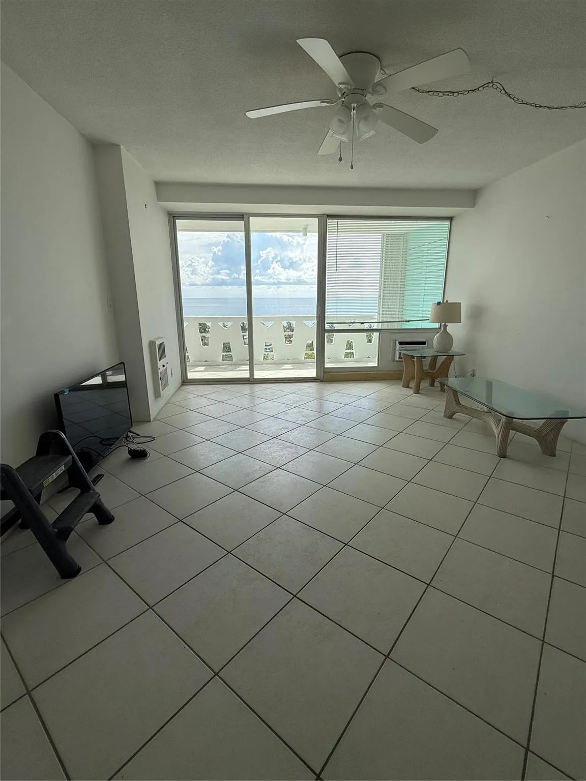 2840 N Ocean Blvd, #906