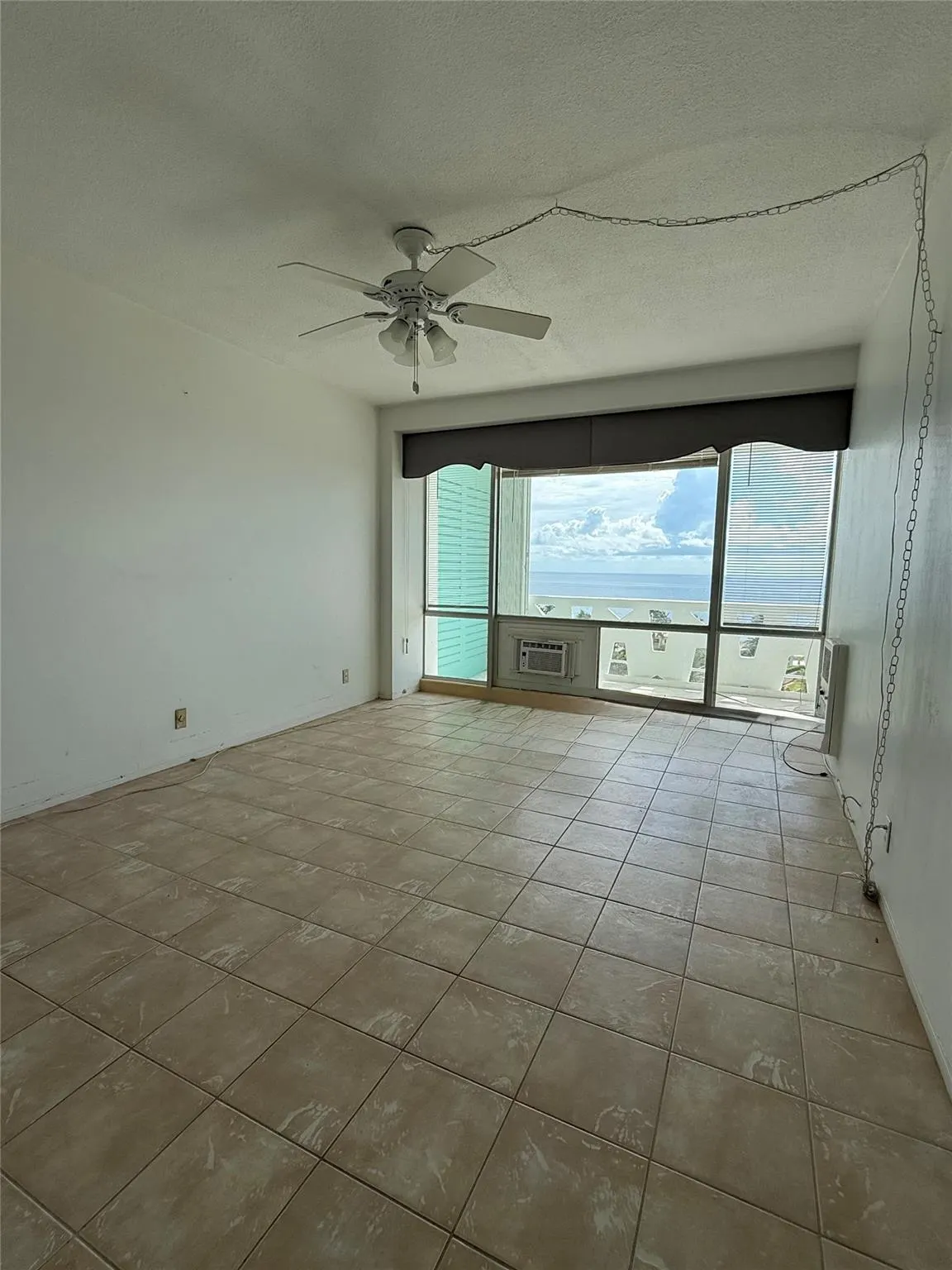 2840 N Ocean Blvd, #906