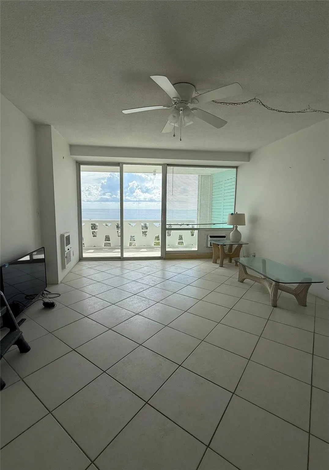 2840 N Ocean Blvd, #906
