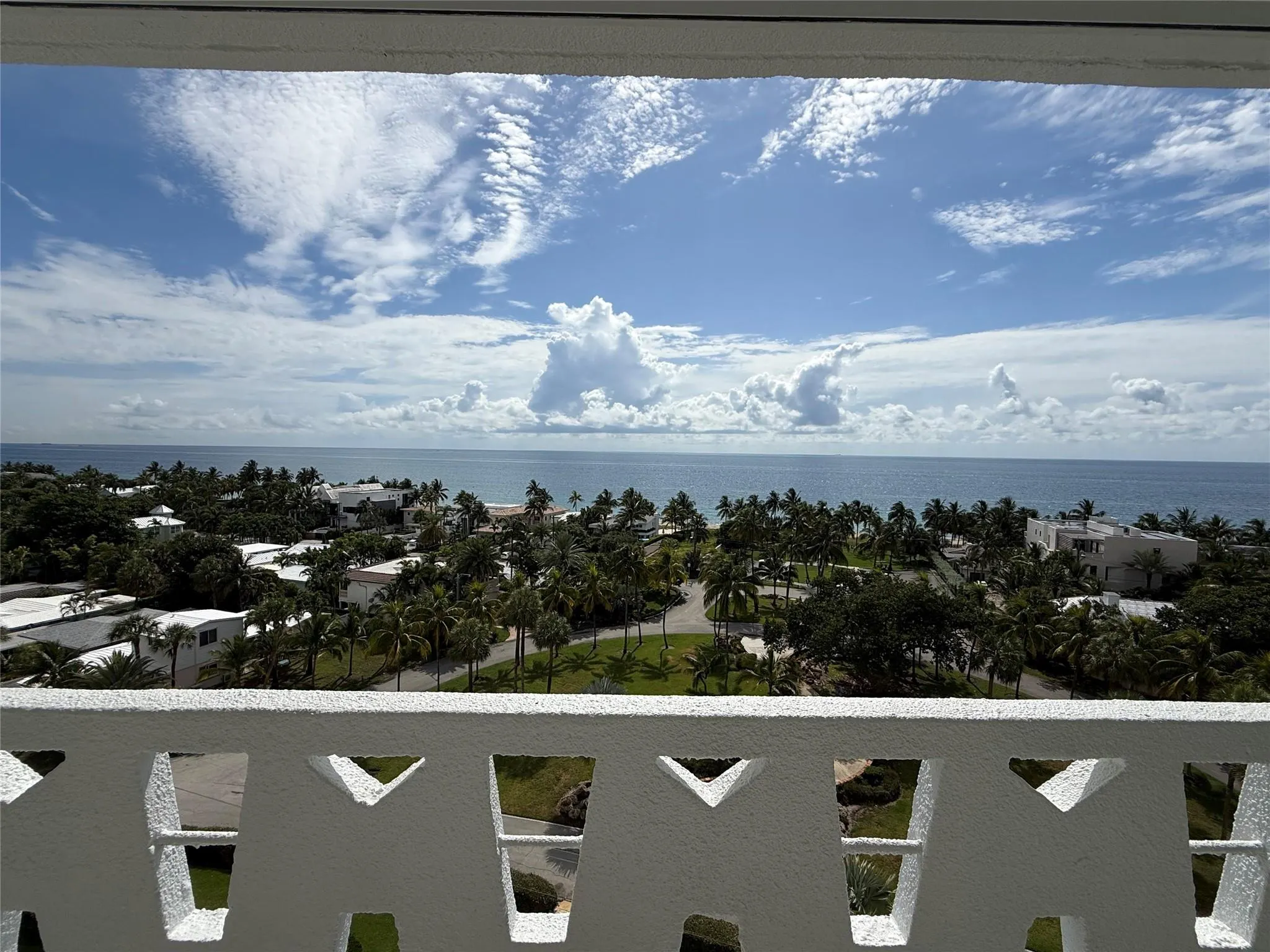 2840 N Ocean Blvd, #906