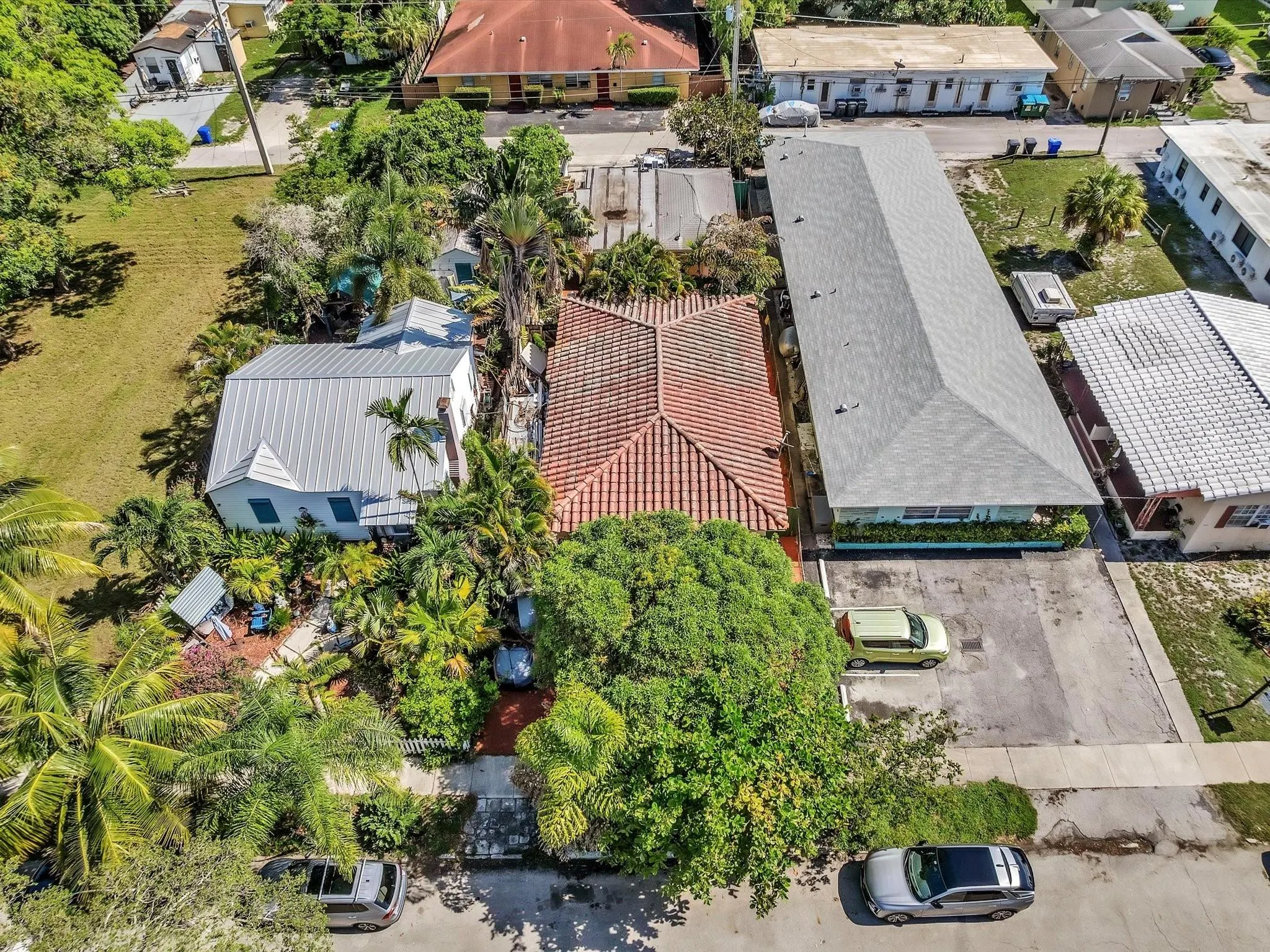 1930 Pierce St