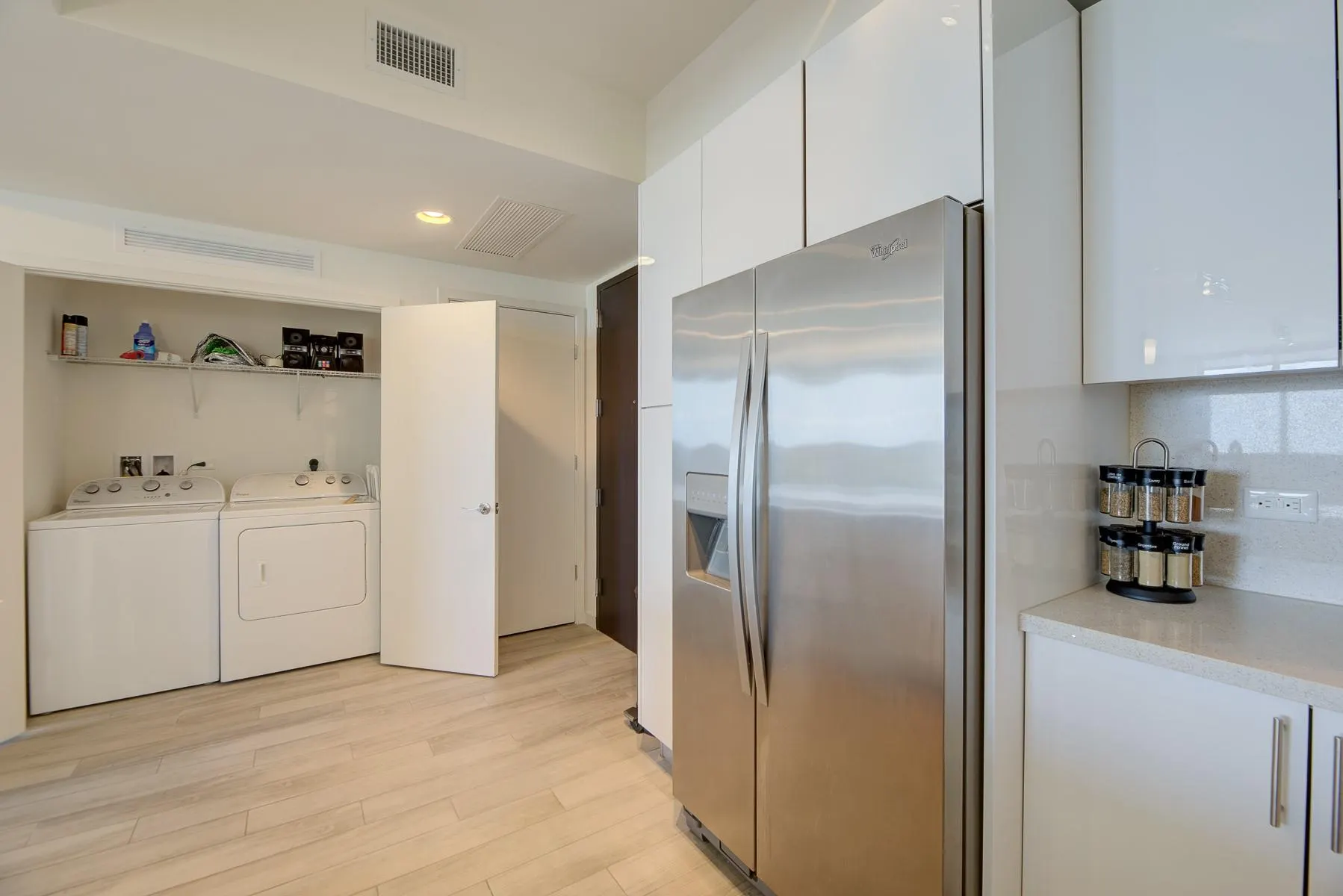 999 SW 1st Ave, #2913