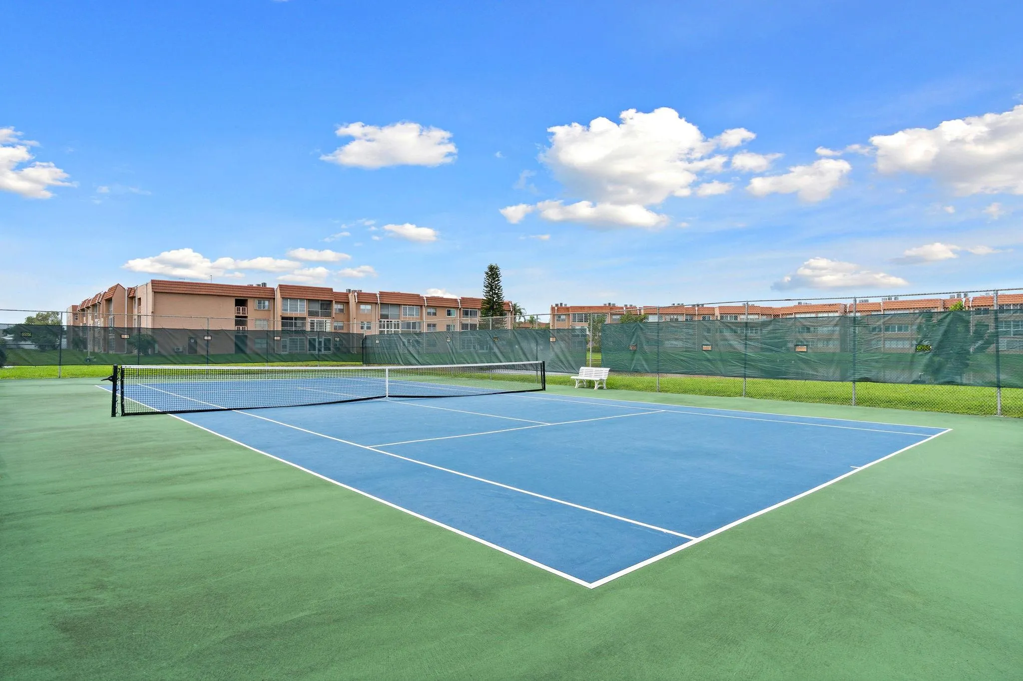9660 Sunrise Lakes Blvd, #208