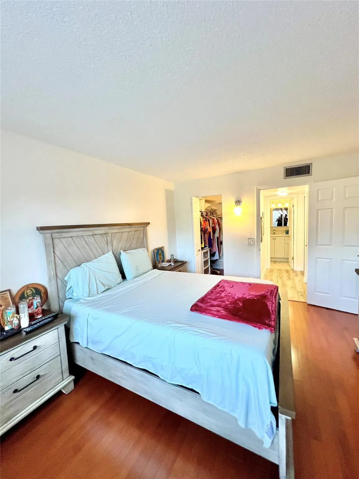 9660 Sunrise Lakes Blvd, #208