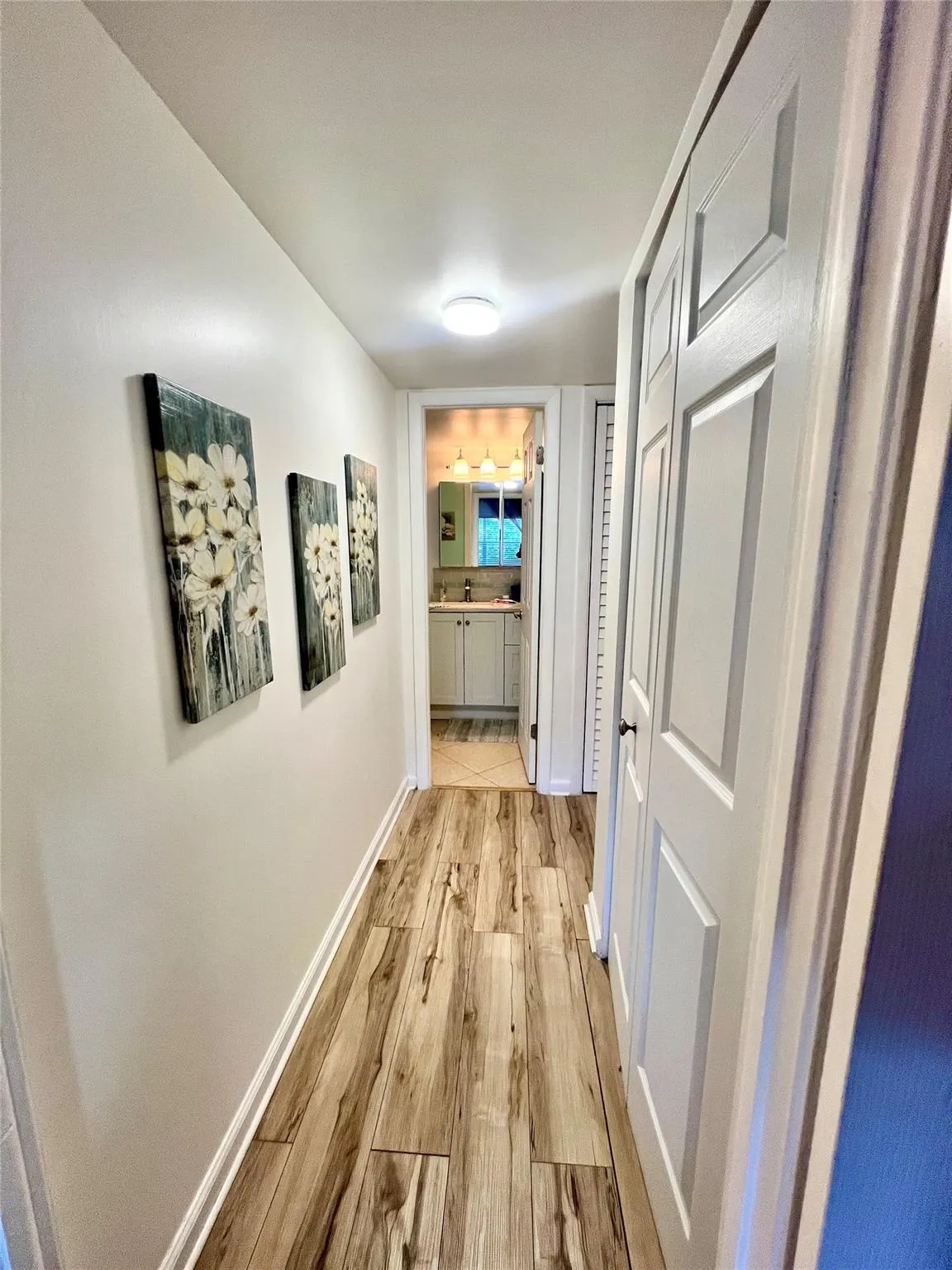 9660 Sunrise Lakes Blvd, #208