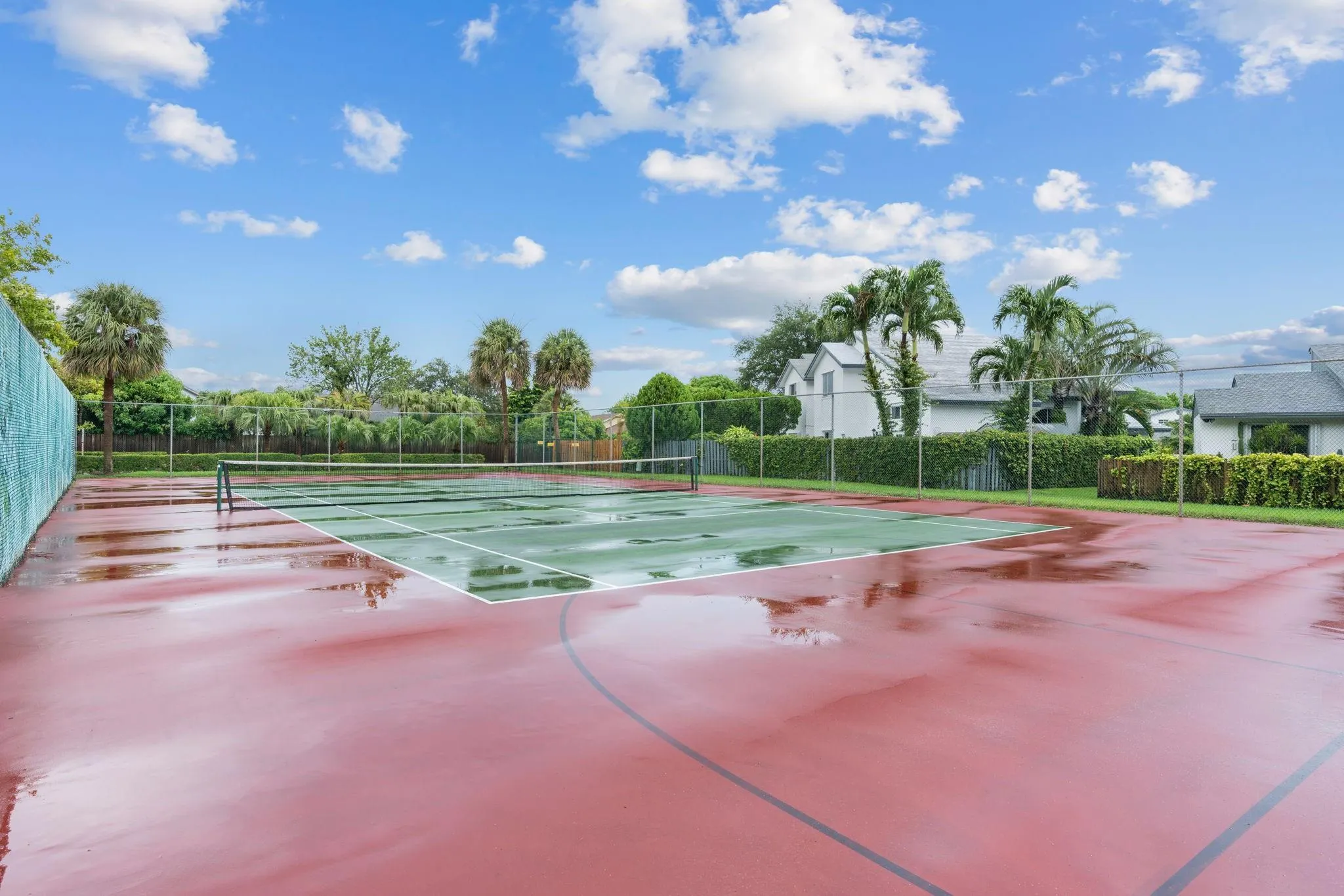 9660 Sunrise Lakes Blvd, #208