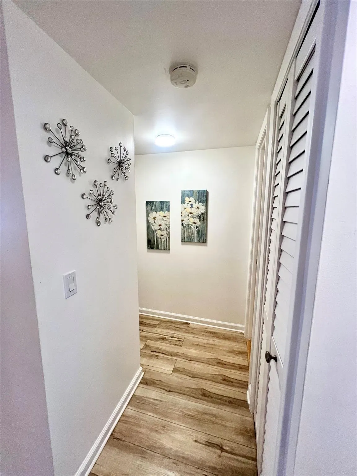 9660 Sunrise Lakes Blvd, #208