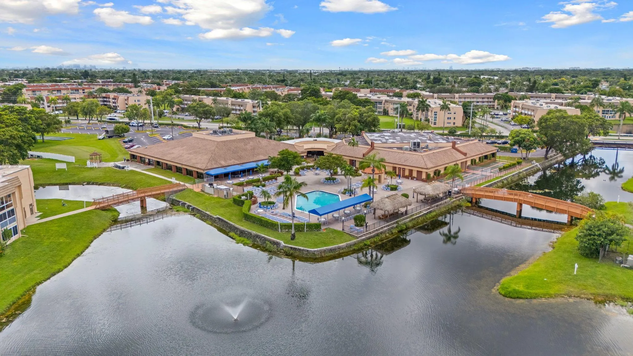 9660 Sunrise Lakes Blvd, #208