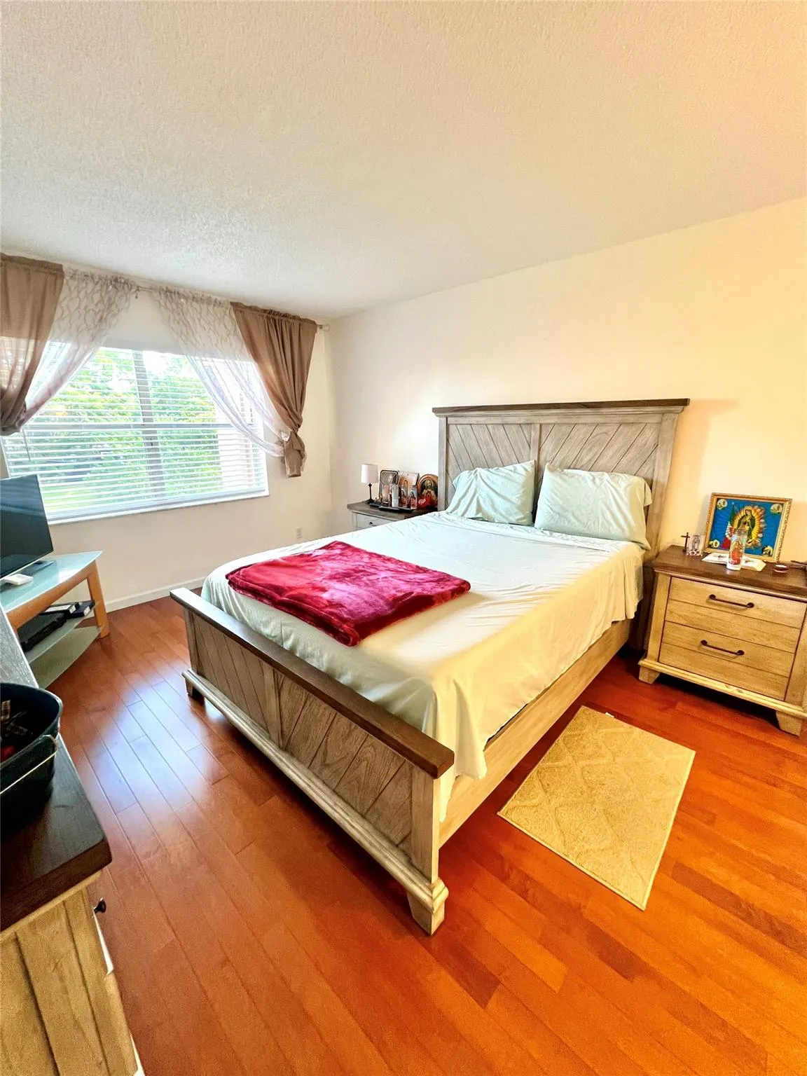 9660 Sunrise Lakes Blvd, #208