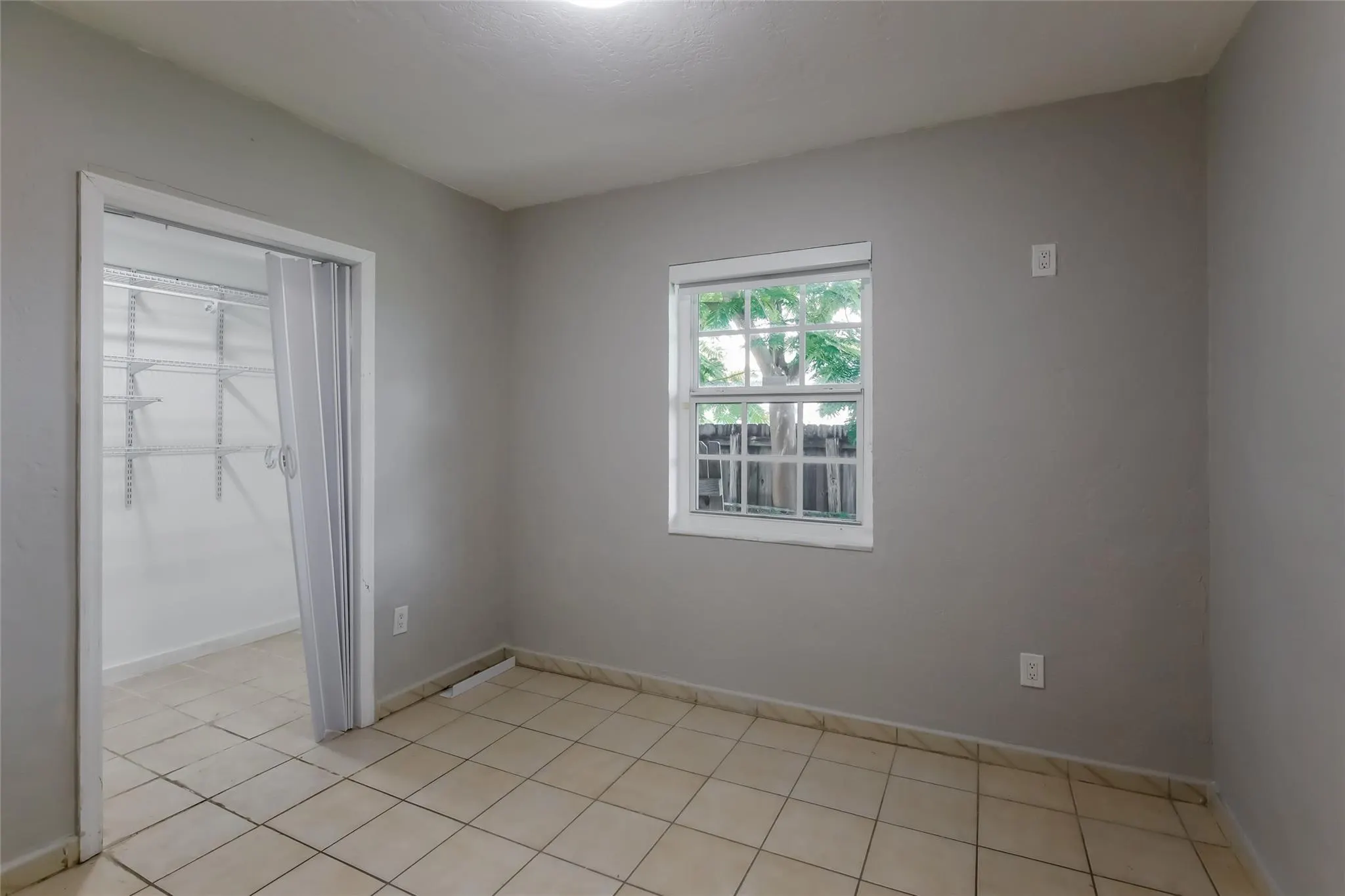 3281 NW 14th Ter