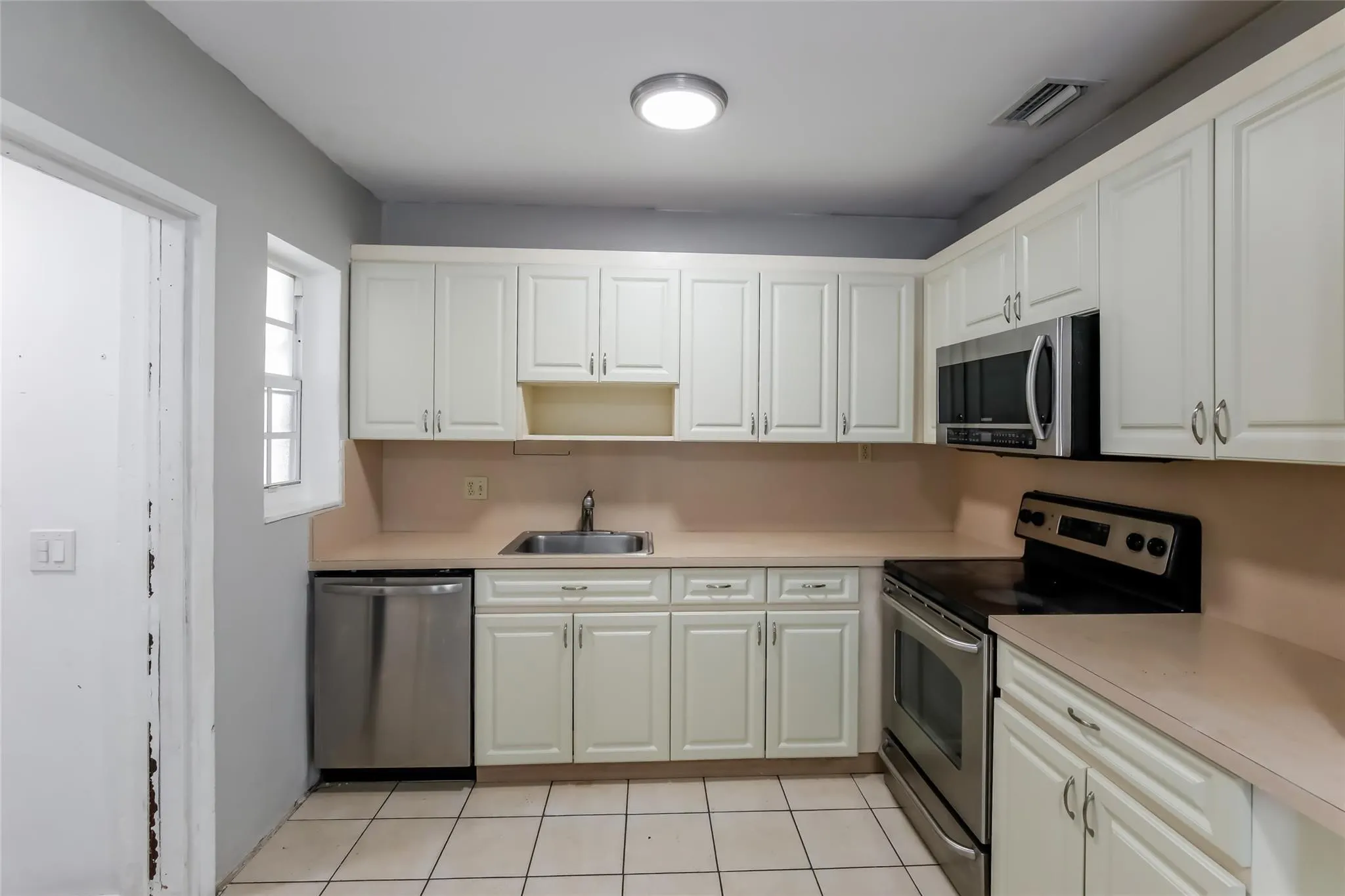 3281 NW 14th Ter