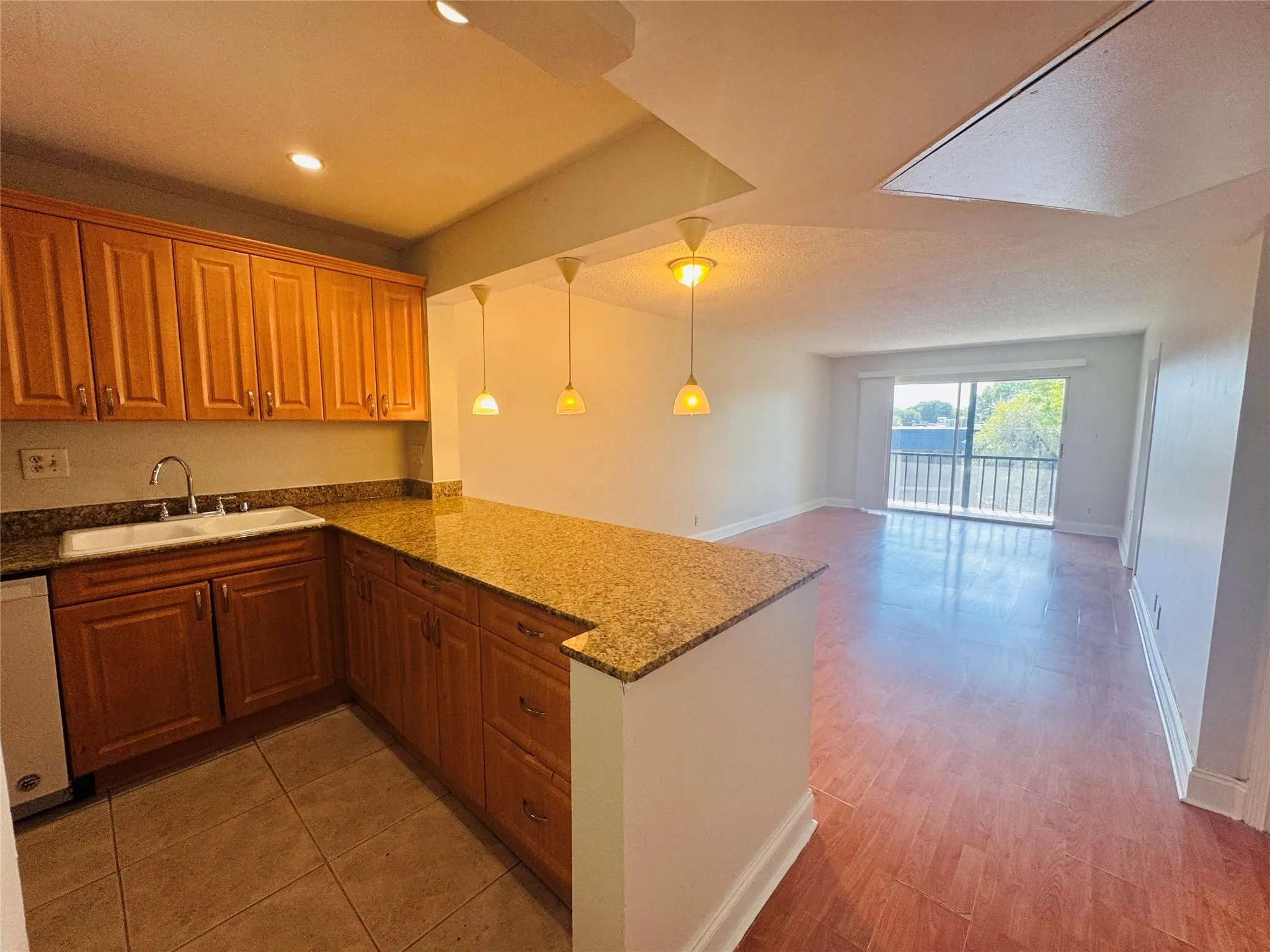 8020 Colony Cir, #302